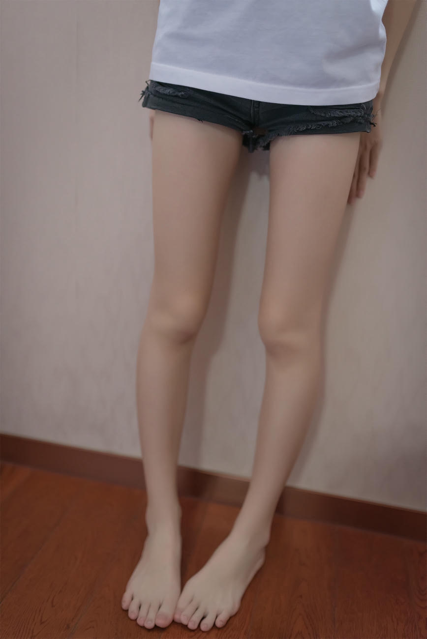 [喵糖映画]VOL.428 夏日热裤[50P／93MB]_第2集