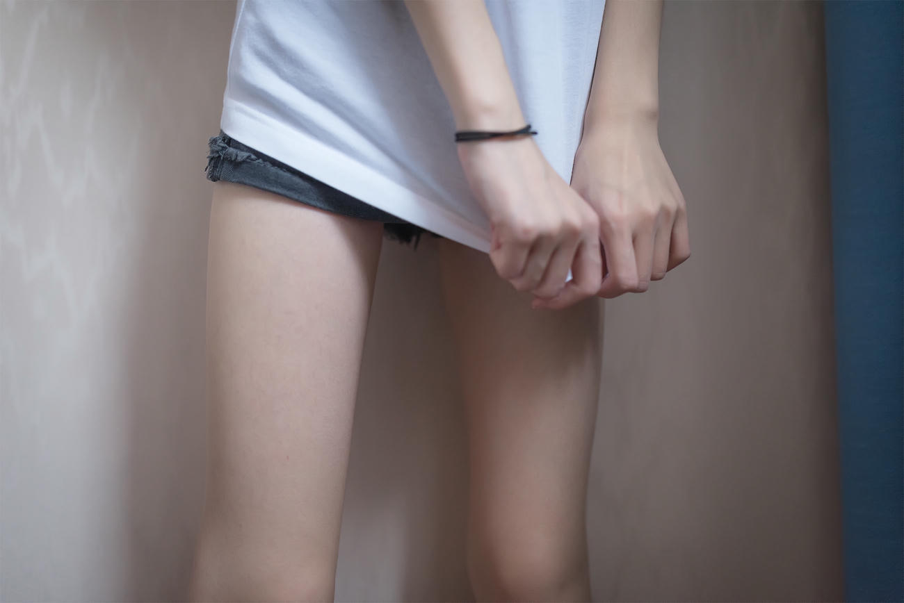 [喵糖映画]VOL.428 夏日热裤[50P／93MB]_第3集