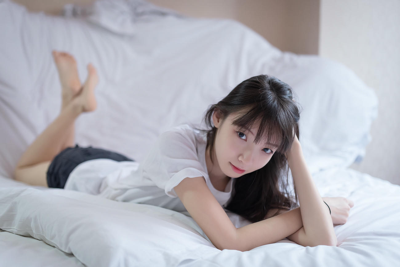 [喵糖映画]VOL.428 夏日热裤[50P／93MB]_第1集