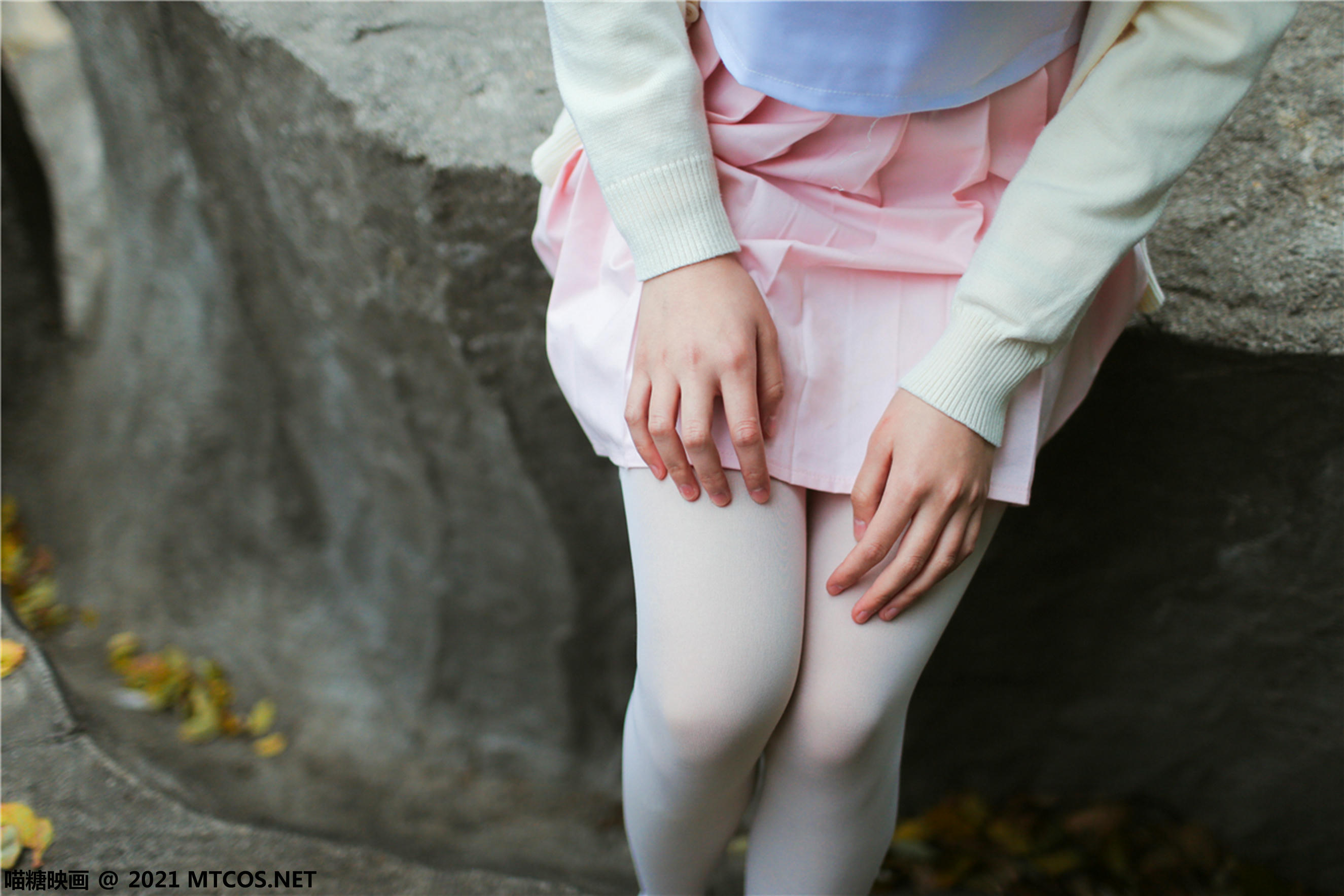 [喵糖映画]VOL.433 假日游乐场[33P／704MB]_第2集