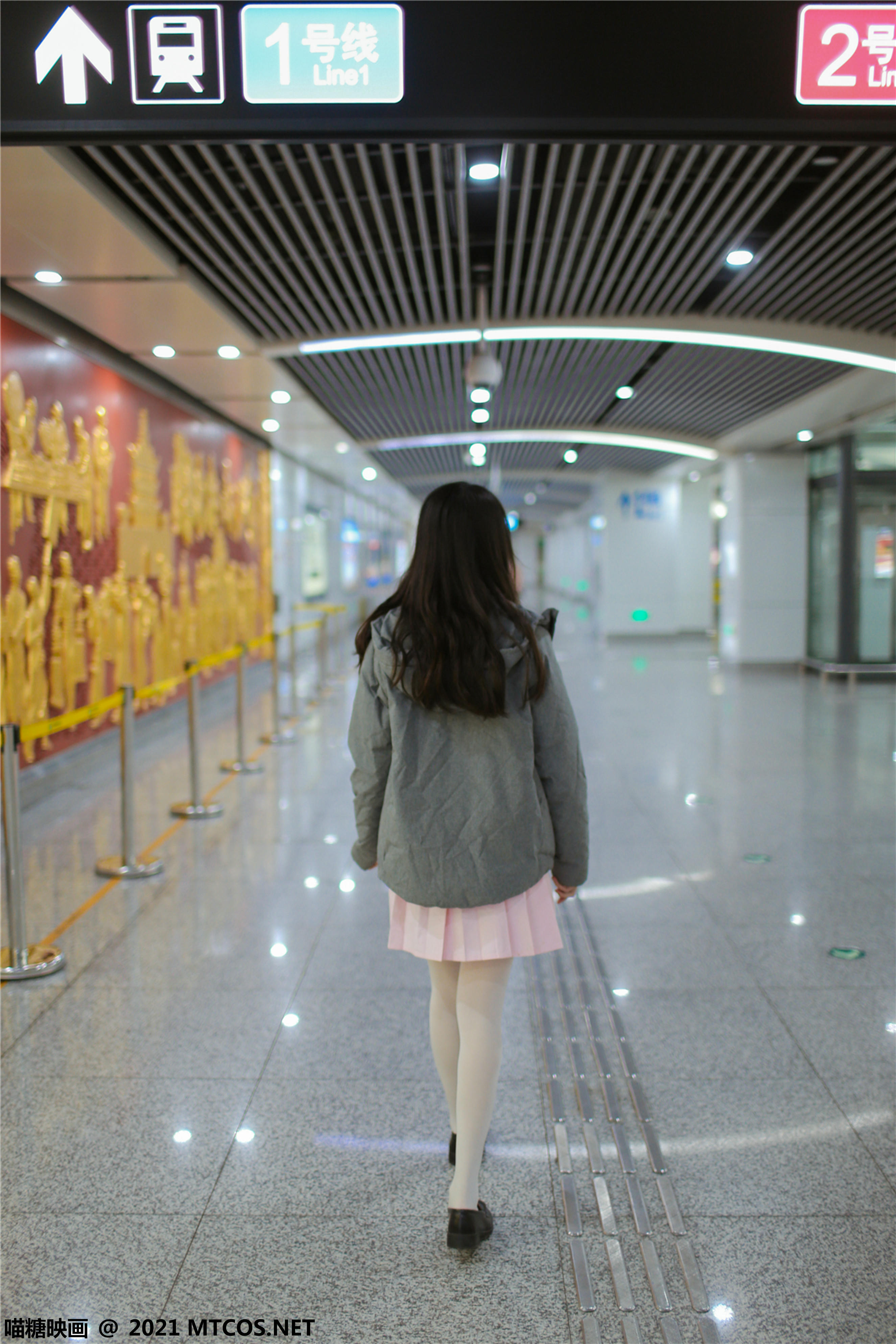 [喵糖映画]VOL.433 假日游乐场[33P／704MB]_第2集