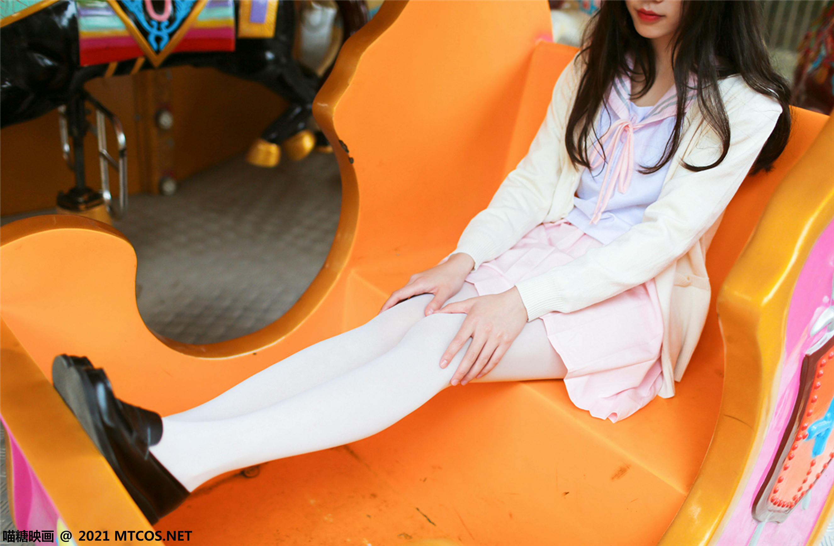 [喵糖映画]VOL.433 假日游乐场[33P／704MB]_第1集