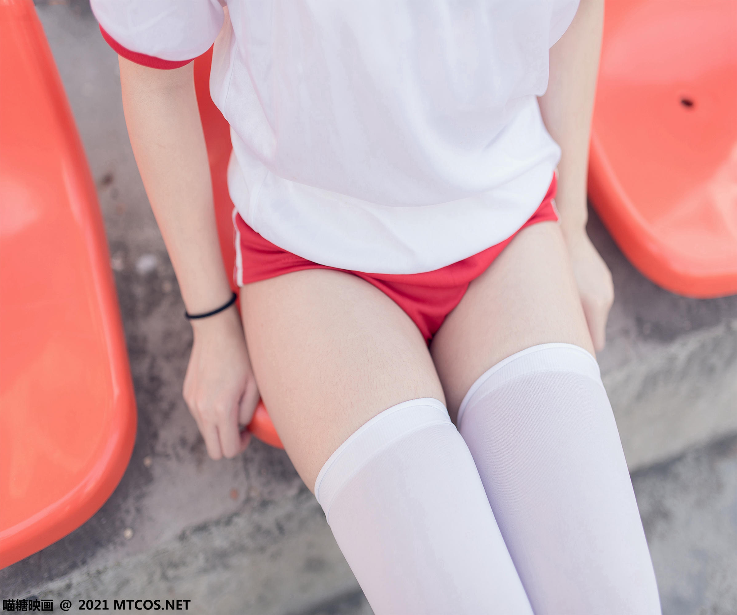 [喵糖映画]VOL.434 校园运动会[47P／411MB]_第2集