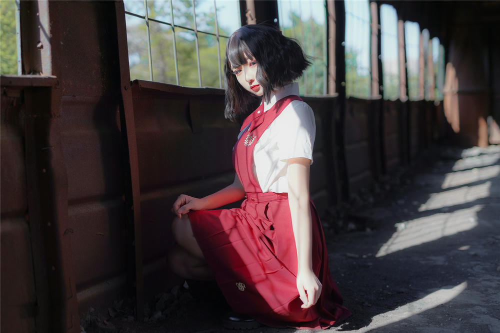 [喵糖映画]VOL.444 红色JK裙[39P／107MB]_第1集