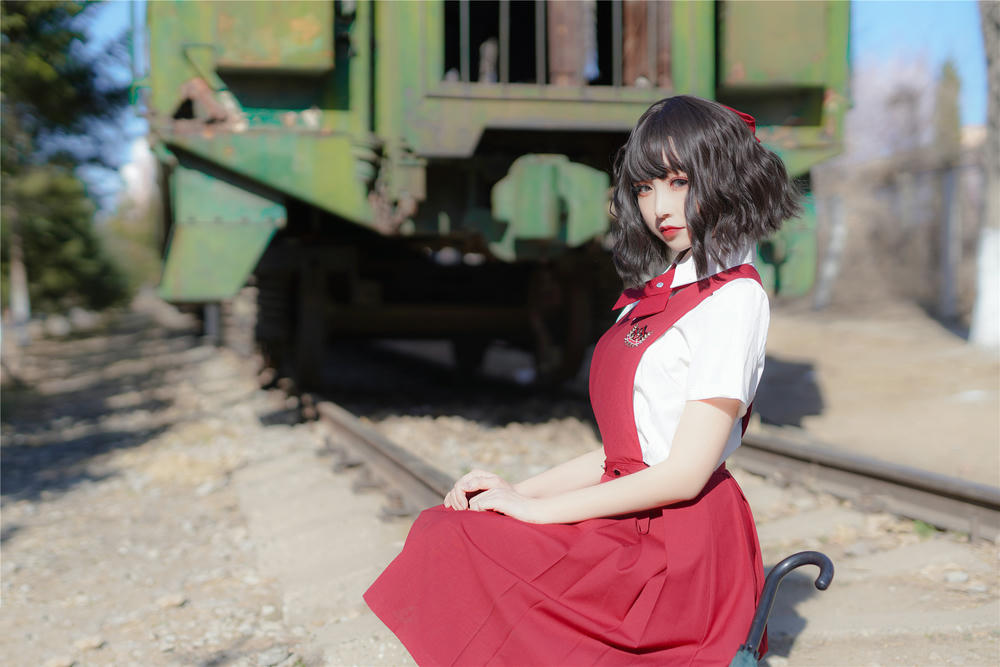 [喵糖映画]VOL.444 红色JK裙[39P／107MB]_第2集