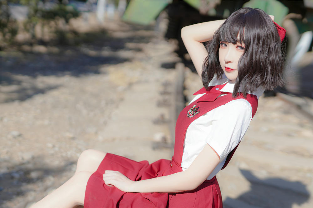 [喵糖映画]VOL.444 红色JK裙[39P／107MB]_第2集