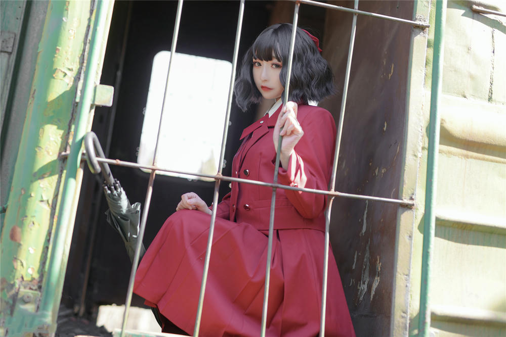 [喵糖映画]VOL.444 红色JK裙[39P／107MB]_第1集