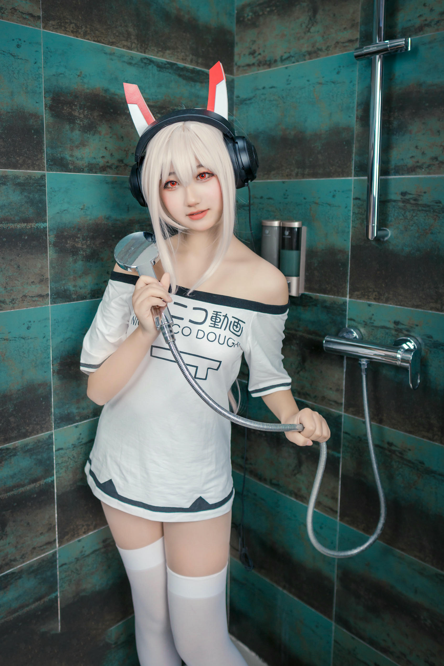 [喵糖映画]VOL.447 凌波酱[39P／251MB]_第2集