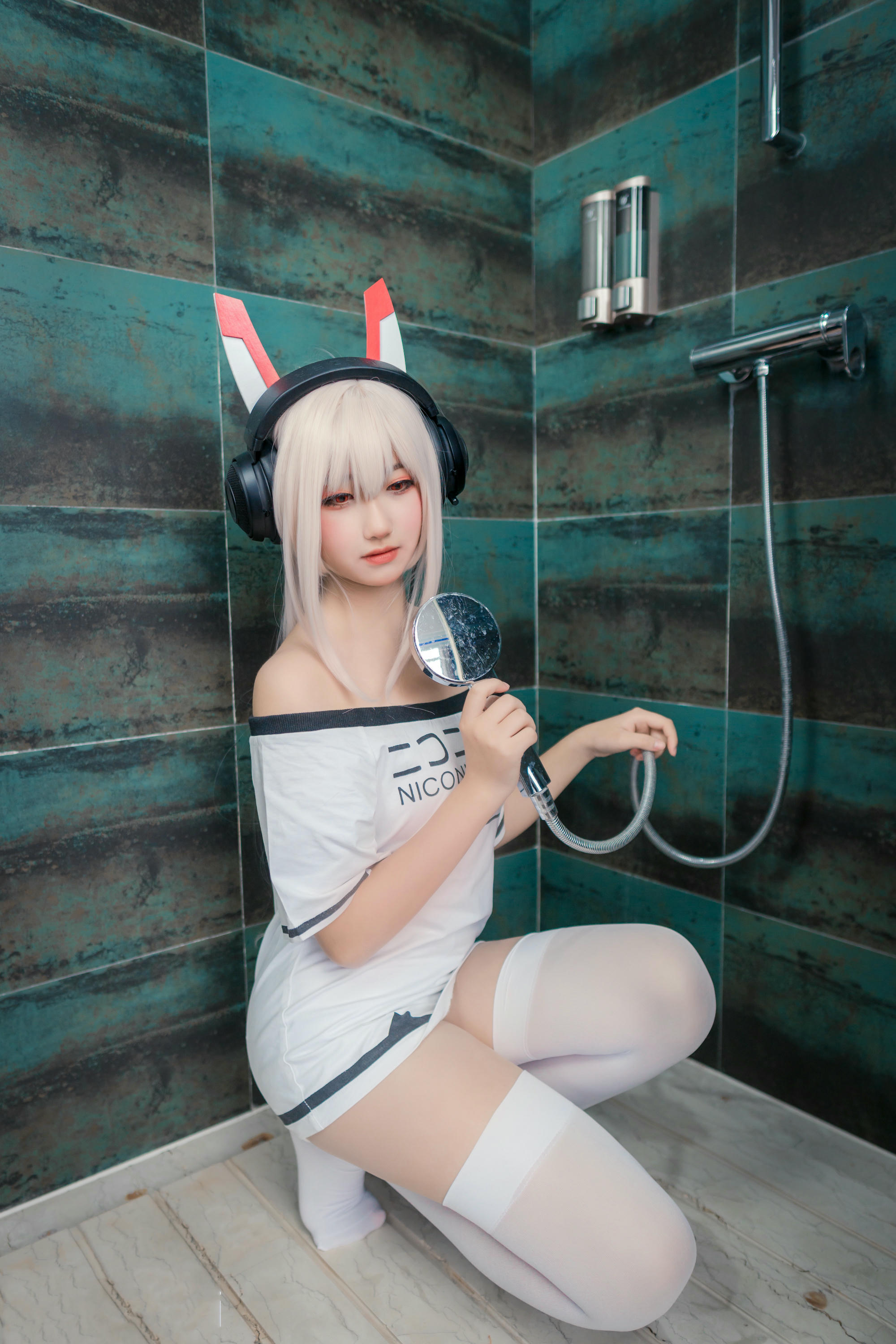 [喵糖映画]VOL.447 凌波酱[39P／251MB]_第2集