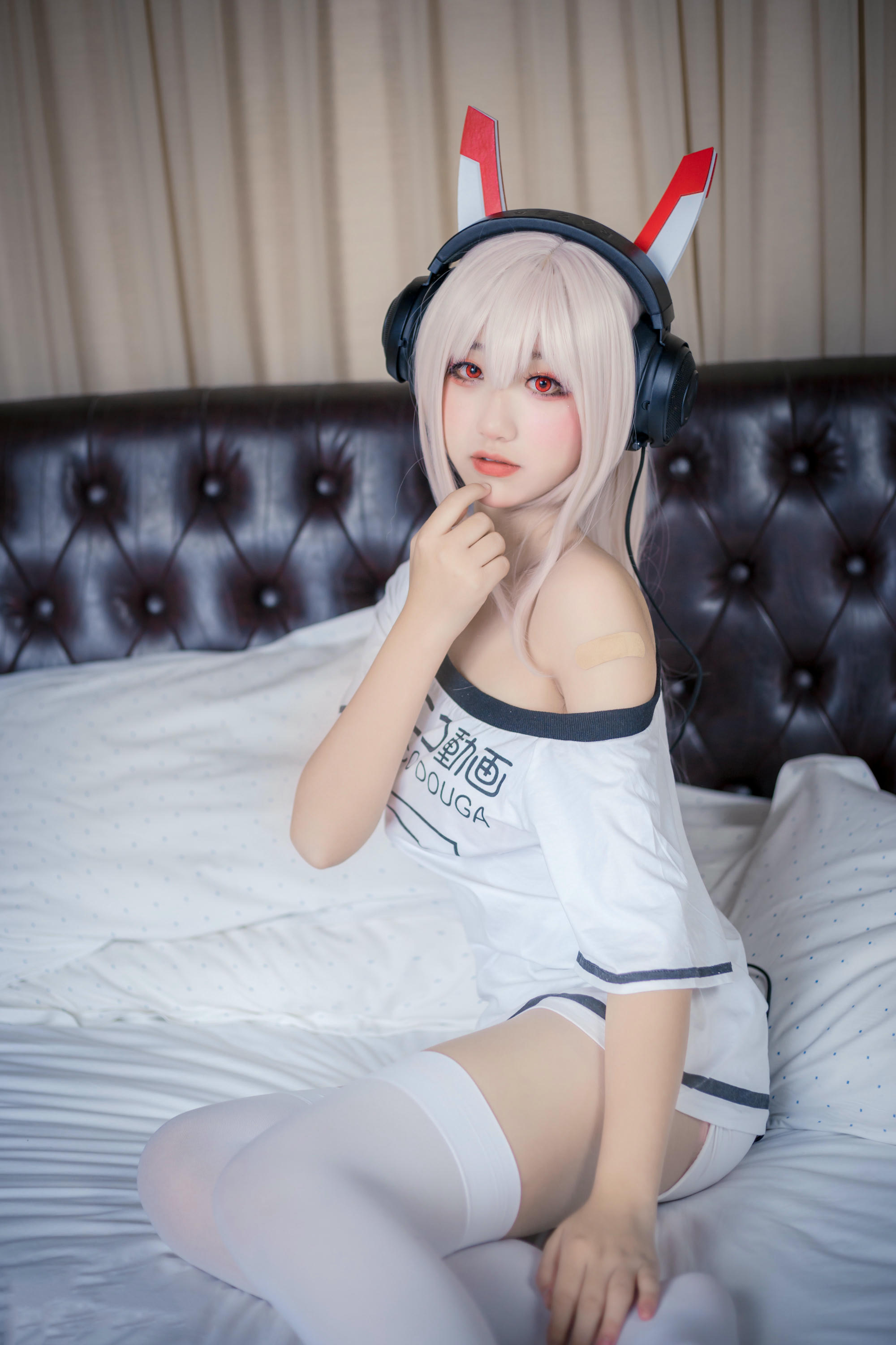 [喵糖映画]VOL.447 凌波酱[39P／251MB]_第2集