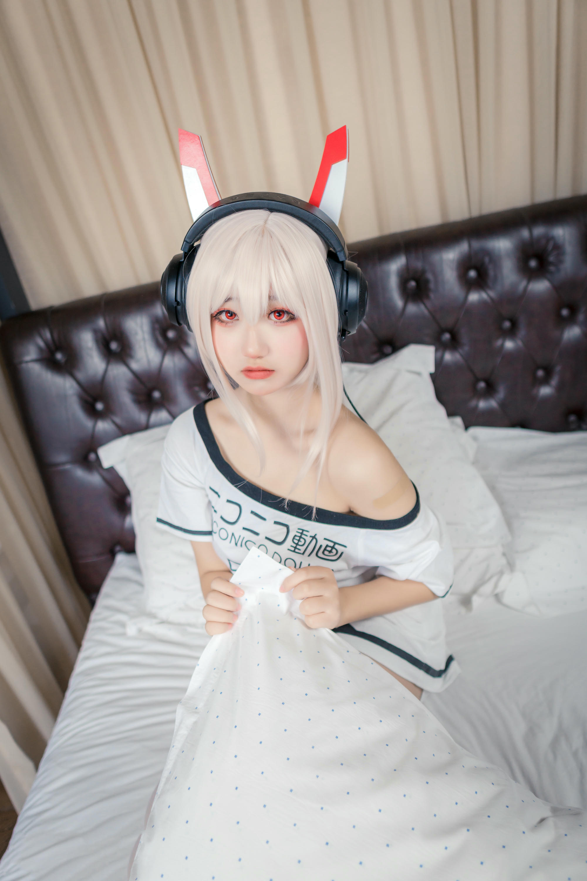 [喵糖映画]VOL.447 凌波酱[39P／251MB]_第1集