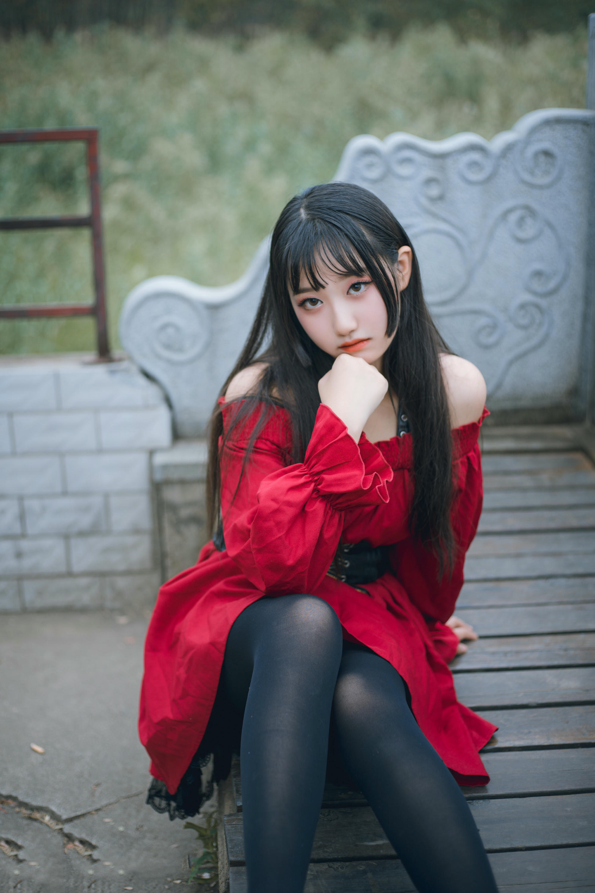 [喵糖映画]VOL.453 红与黑[30P／207MB]_第1集