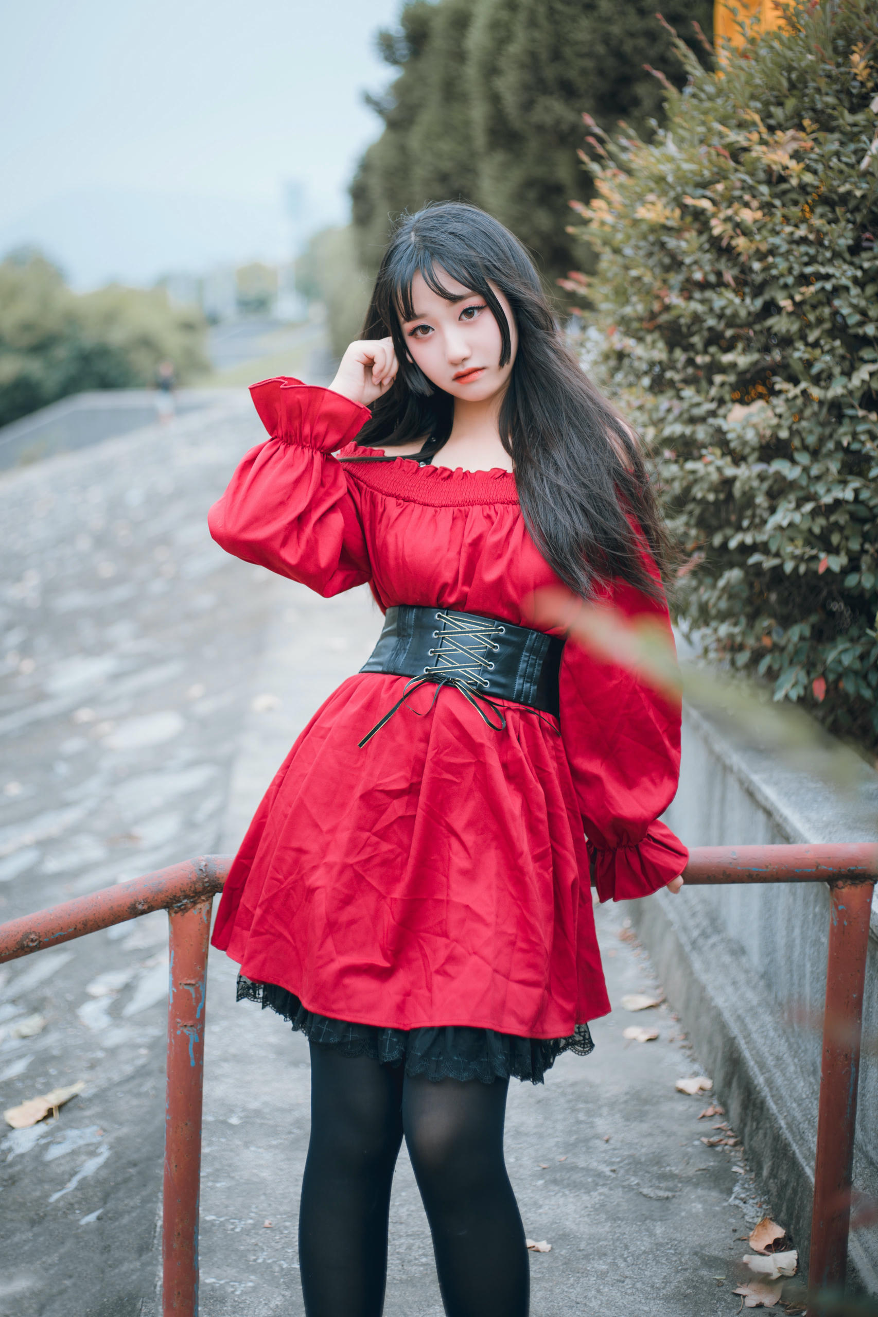 [喵糖映画]VOL.453 红与黑[30P／207MB]_第2集