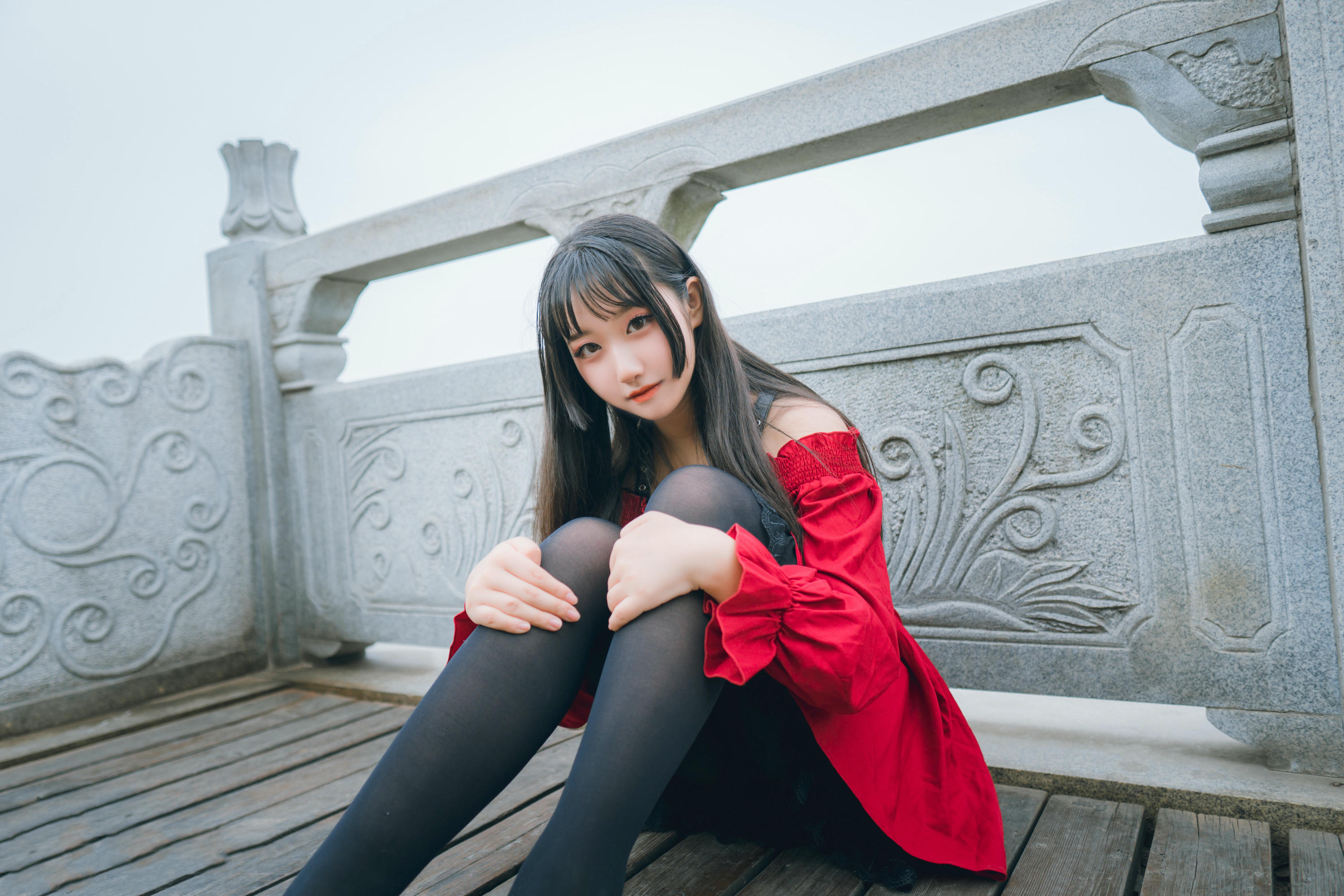 [喵糖映画]VOL.453 红与黑[30P／207MB]_第2集