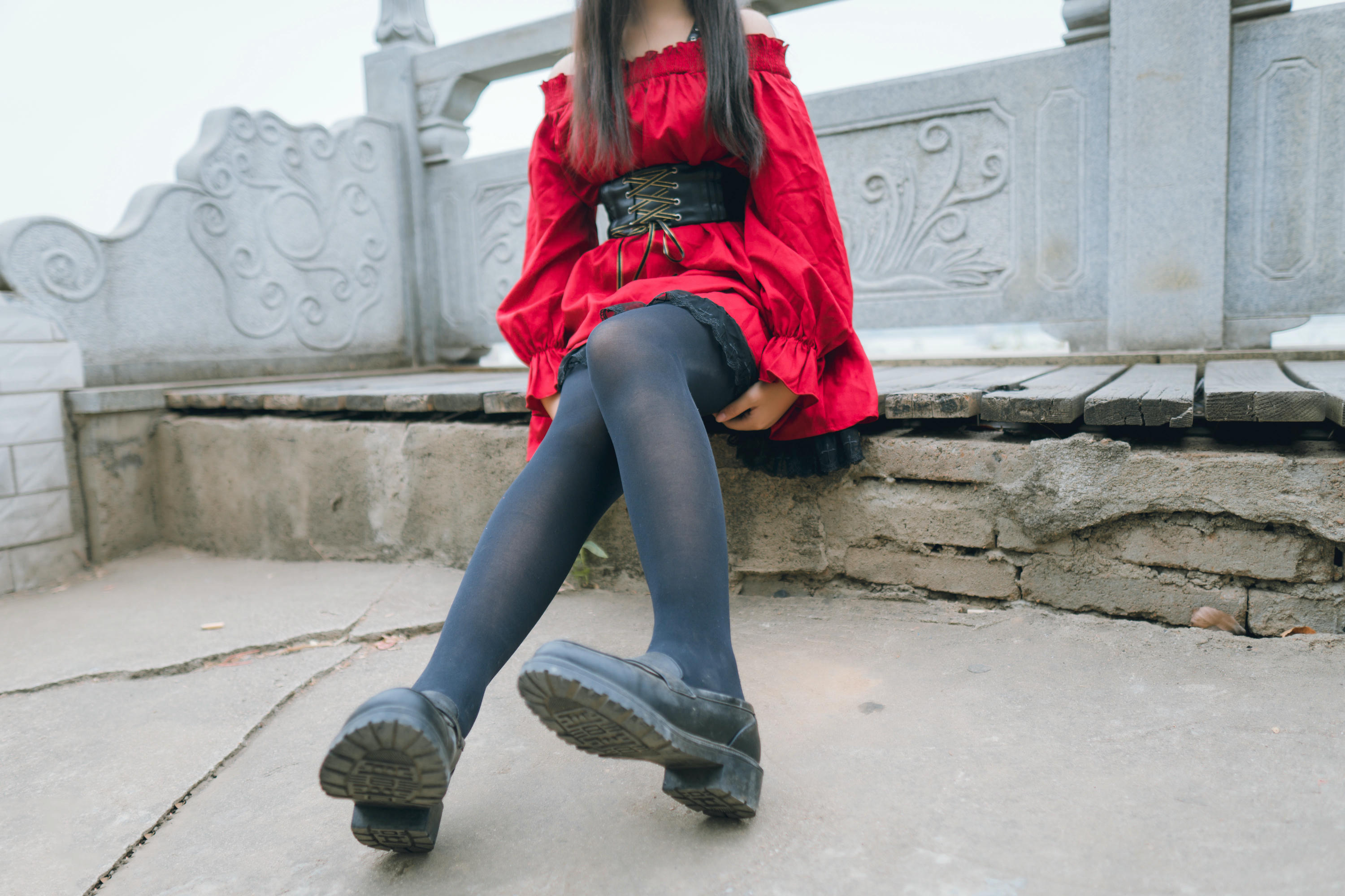 [喵糖映画]VOL.453 红与黑[30P／207MB]_第2集