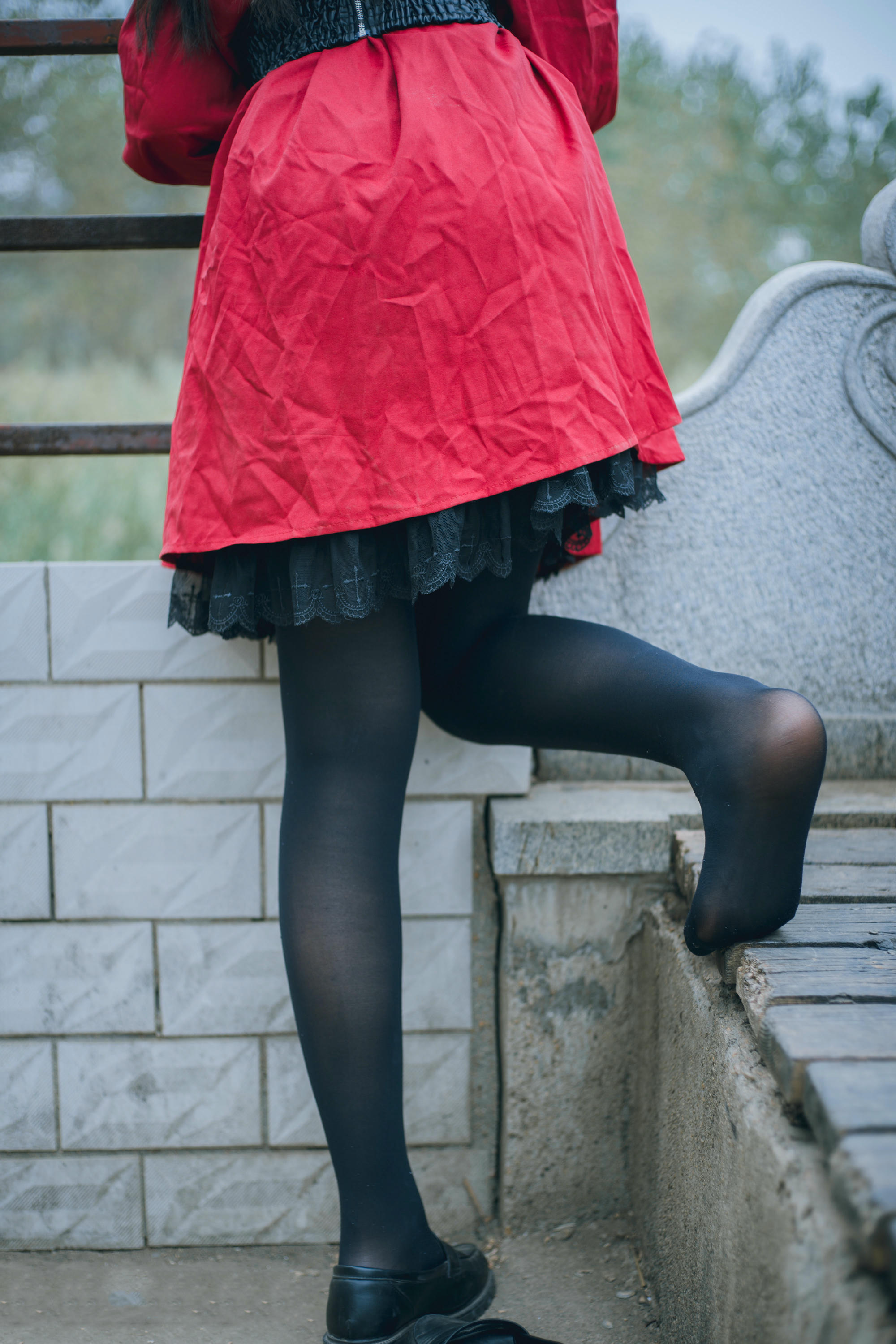 [喵糖映画]VOL.453 红与黑[30P／207MB]_第1集