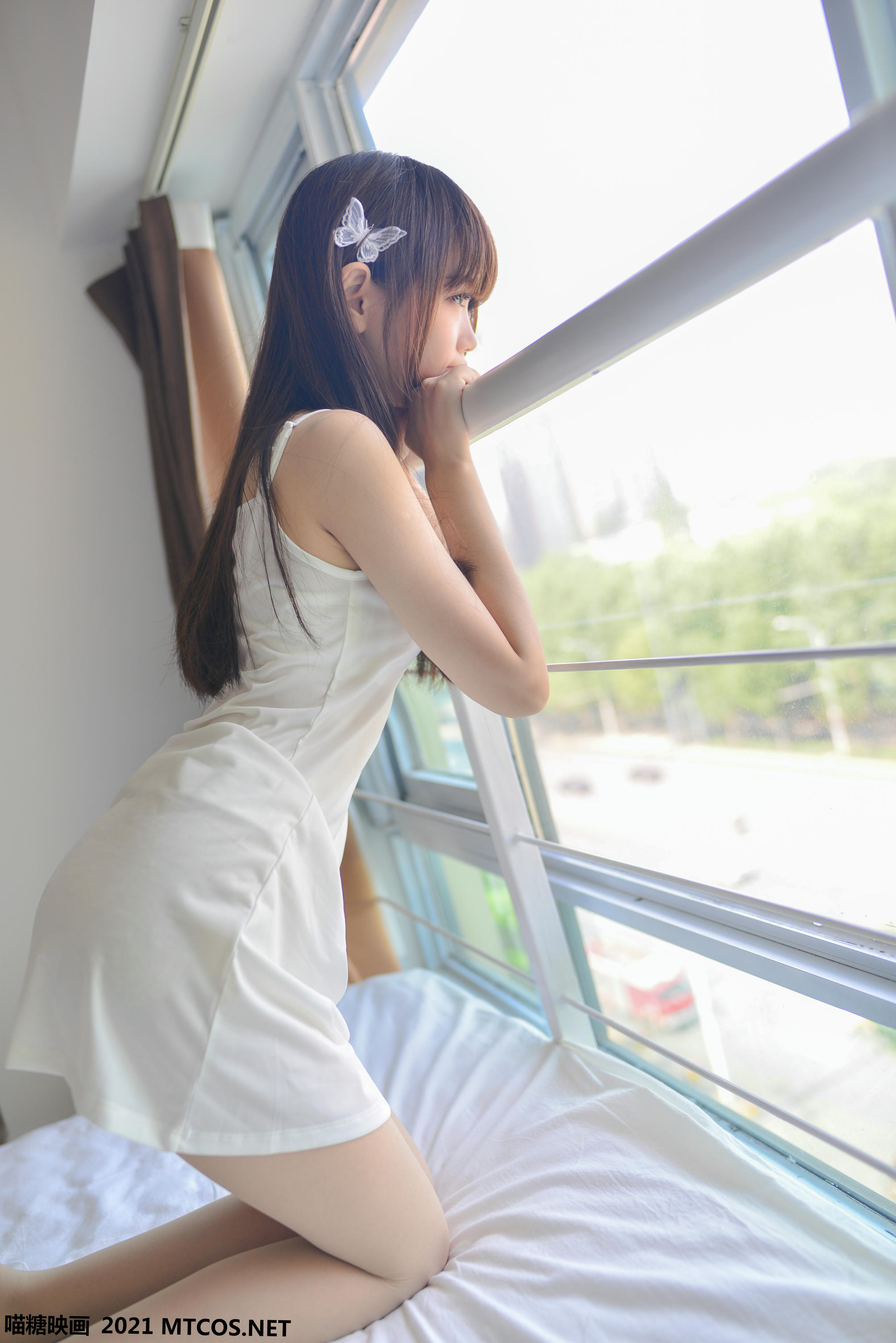 [喵糖映画]VOL.454 白色女友[31P／395MB]_第1集