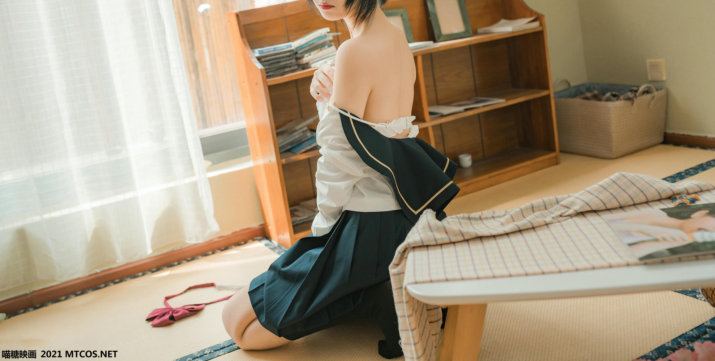 [喵糖映画]VOL.459 慵懒的JK[29P／326MB]_第2集