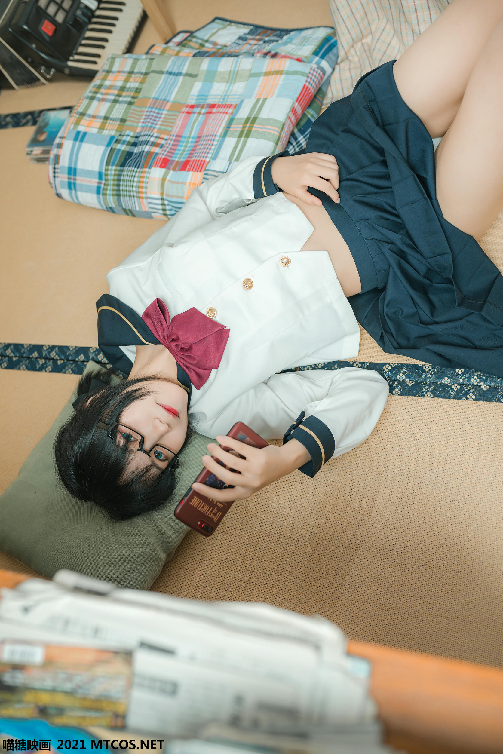 [喵糖映画]VOL.459 慵懒的JK[29P／326MB]_第2集