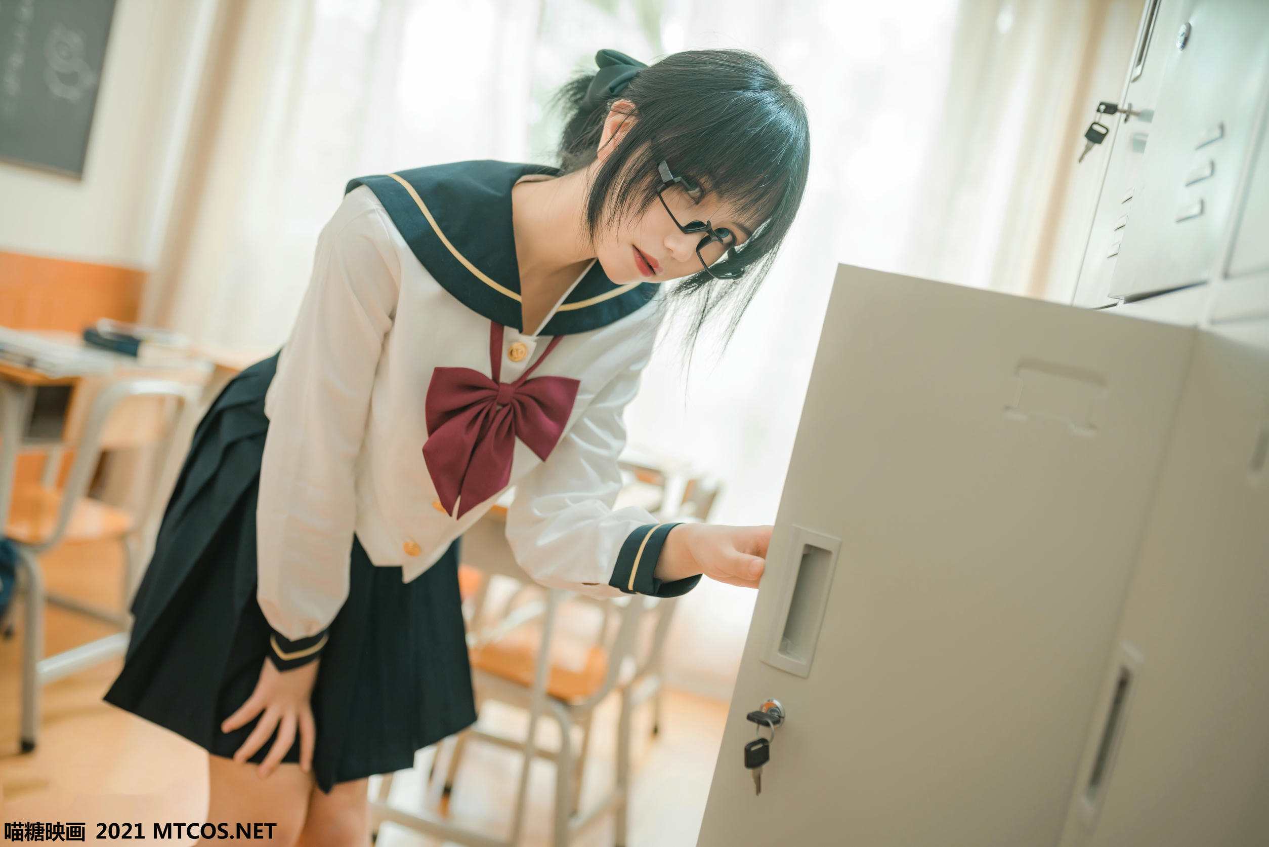 [喵糖映画]VOL.459 慵懒的JK[29P／326MB]_第1集