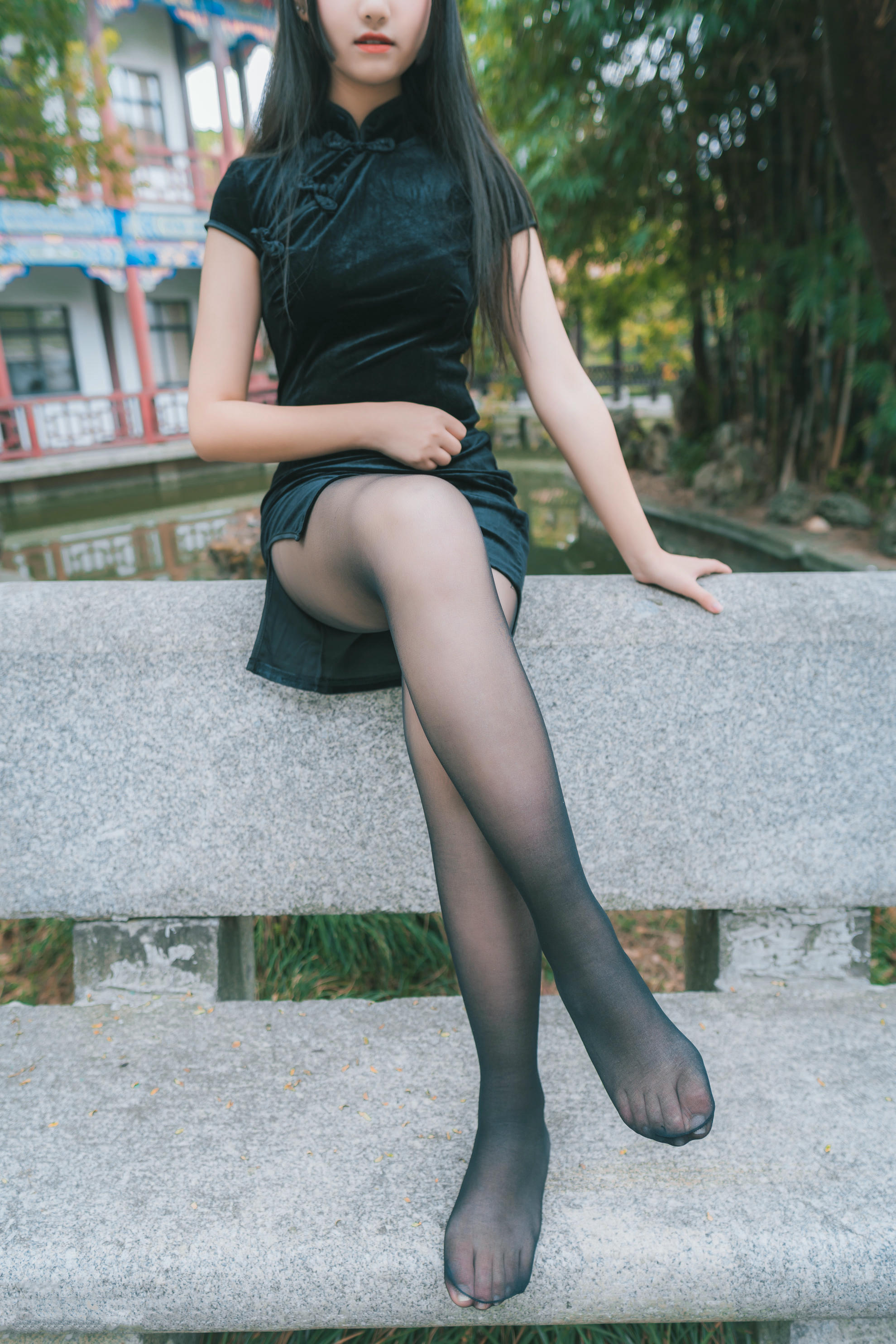 [喵糖映画]VOL.461 旗袍园游[36P／244MB]_第1集