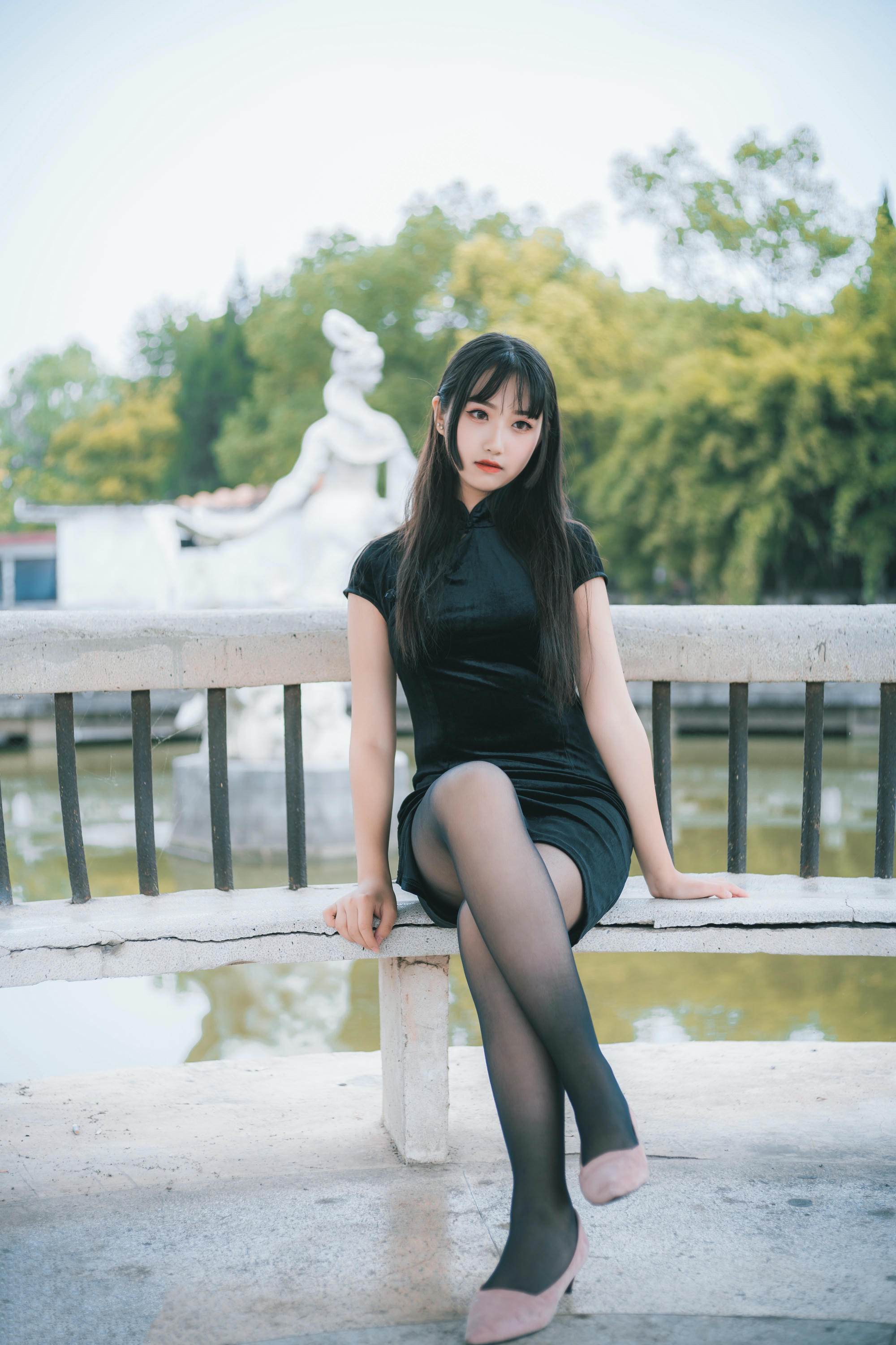 [喵糖映画]VOL.461 旗袍园游[36P／244MB]_第2集