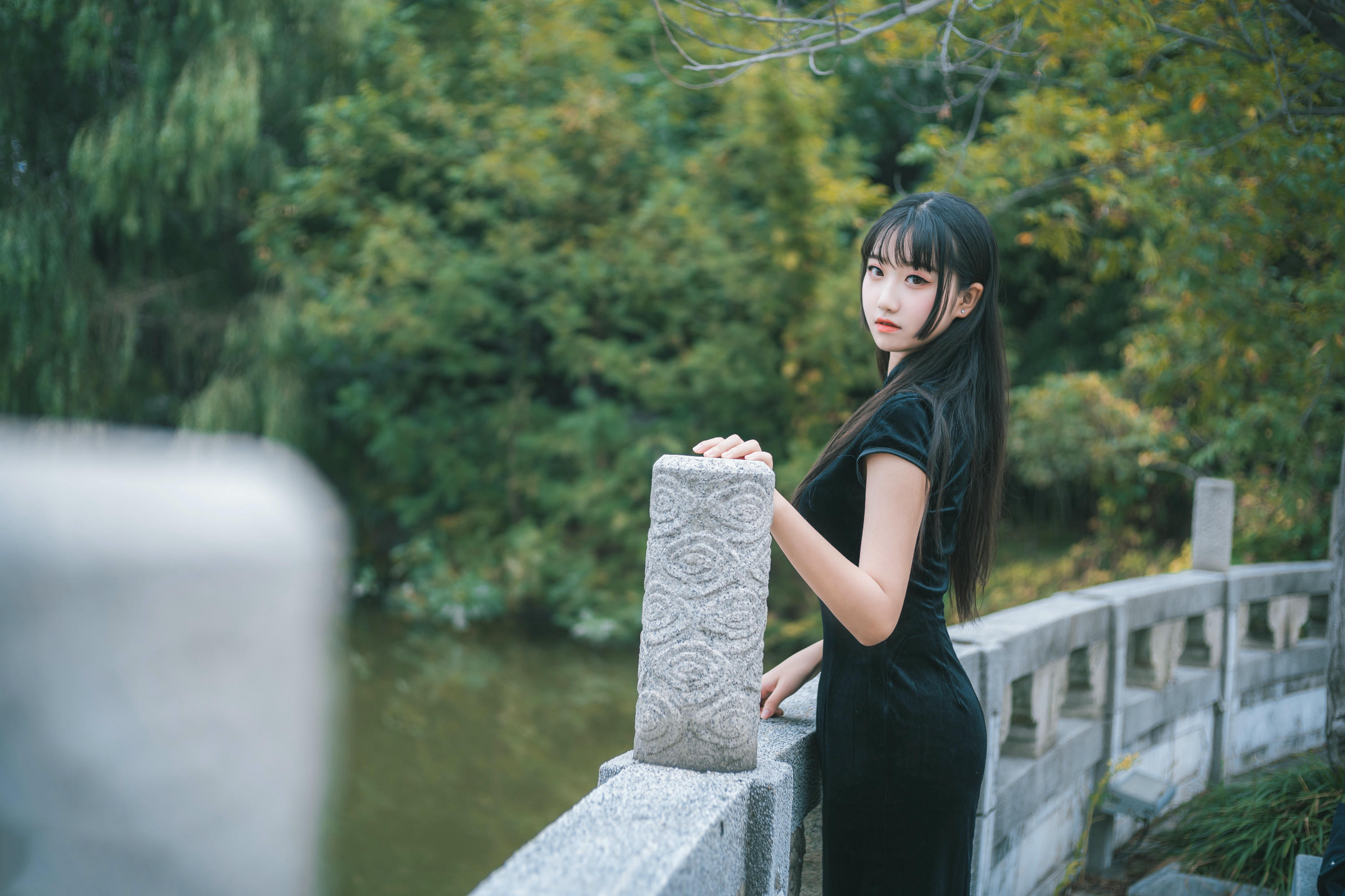 [喵糖映画]VOL.461 旗袍园游[36P／244MB]_第1集