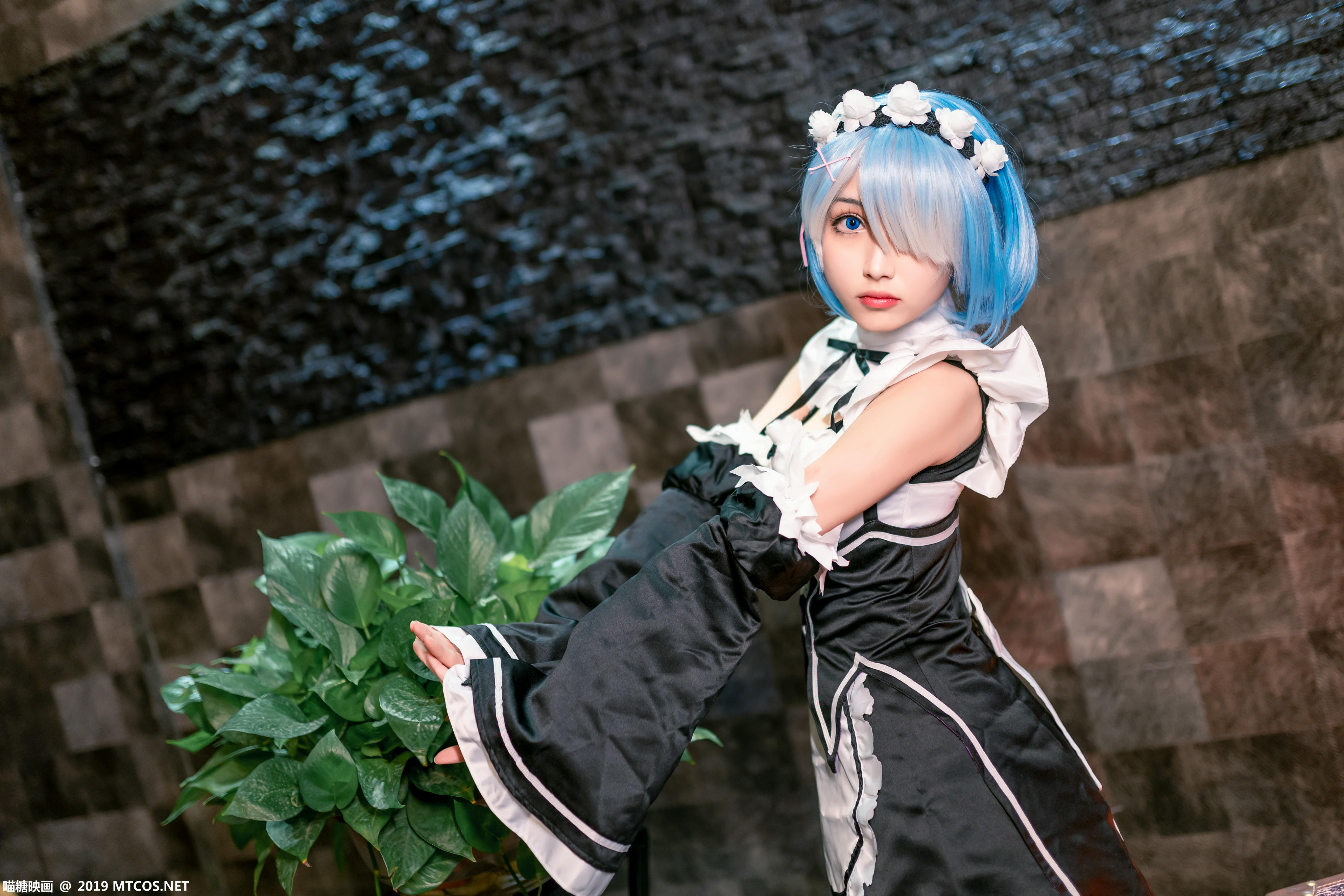 [喵糖映画] SPL.005 雷姆女仆[40P 1.2GB]_第2集