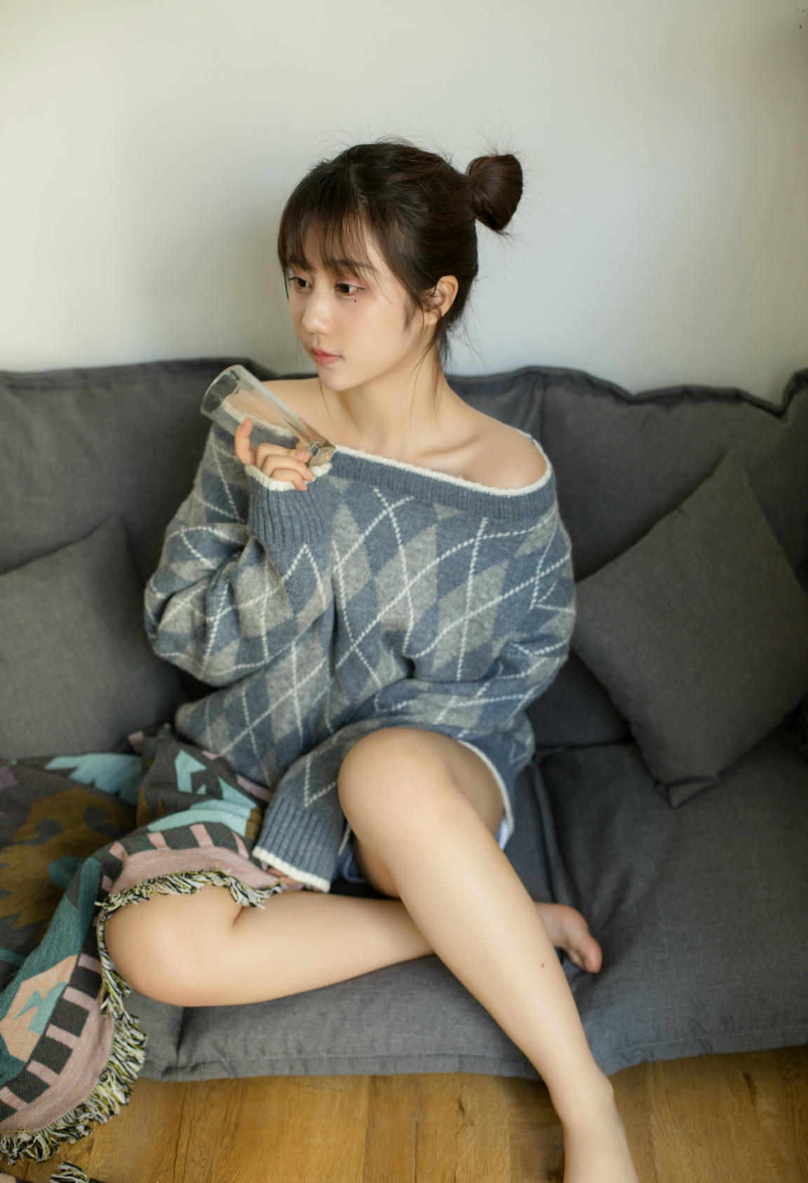 [喵糖映画] VOL.003 镜酱 不知梦[86P／276MB]_第1集