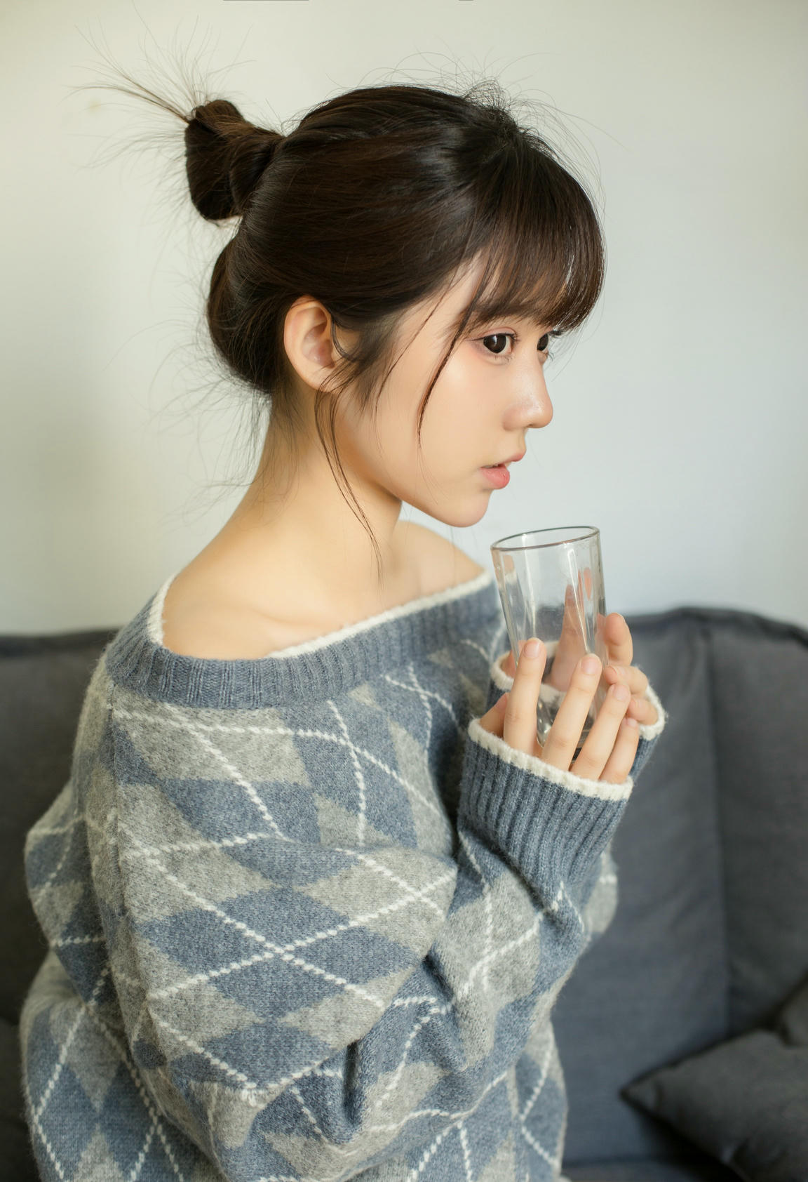 [喵糖映画] VOL.003 镜酱 不知梦[86P／276MB]_第1集