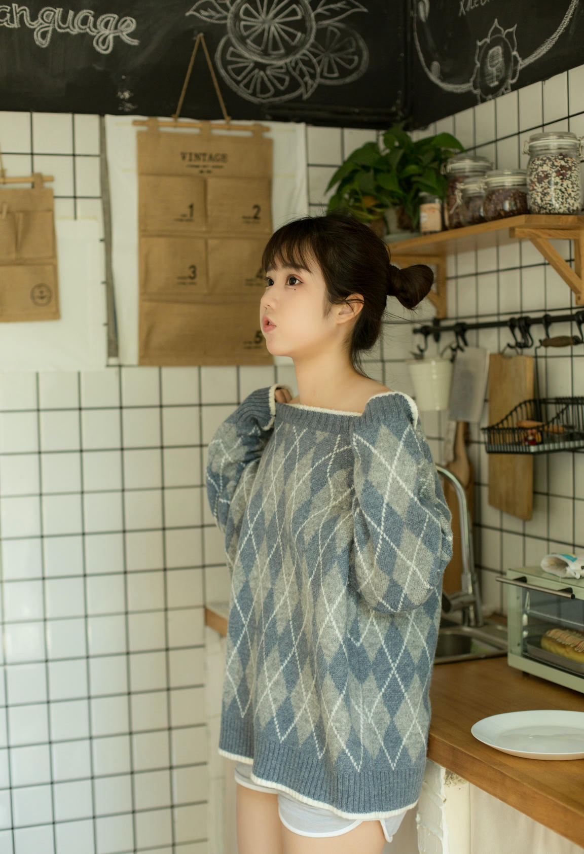 [喵糖映画] VOL.003 镜酱 不知梦[86P／276MB]_第1集