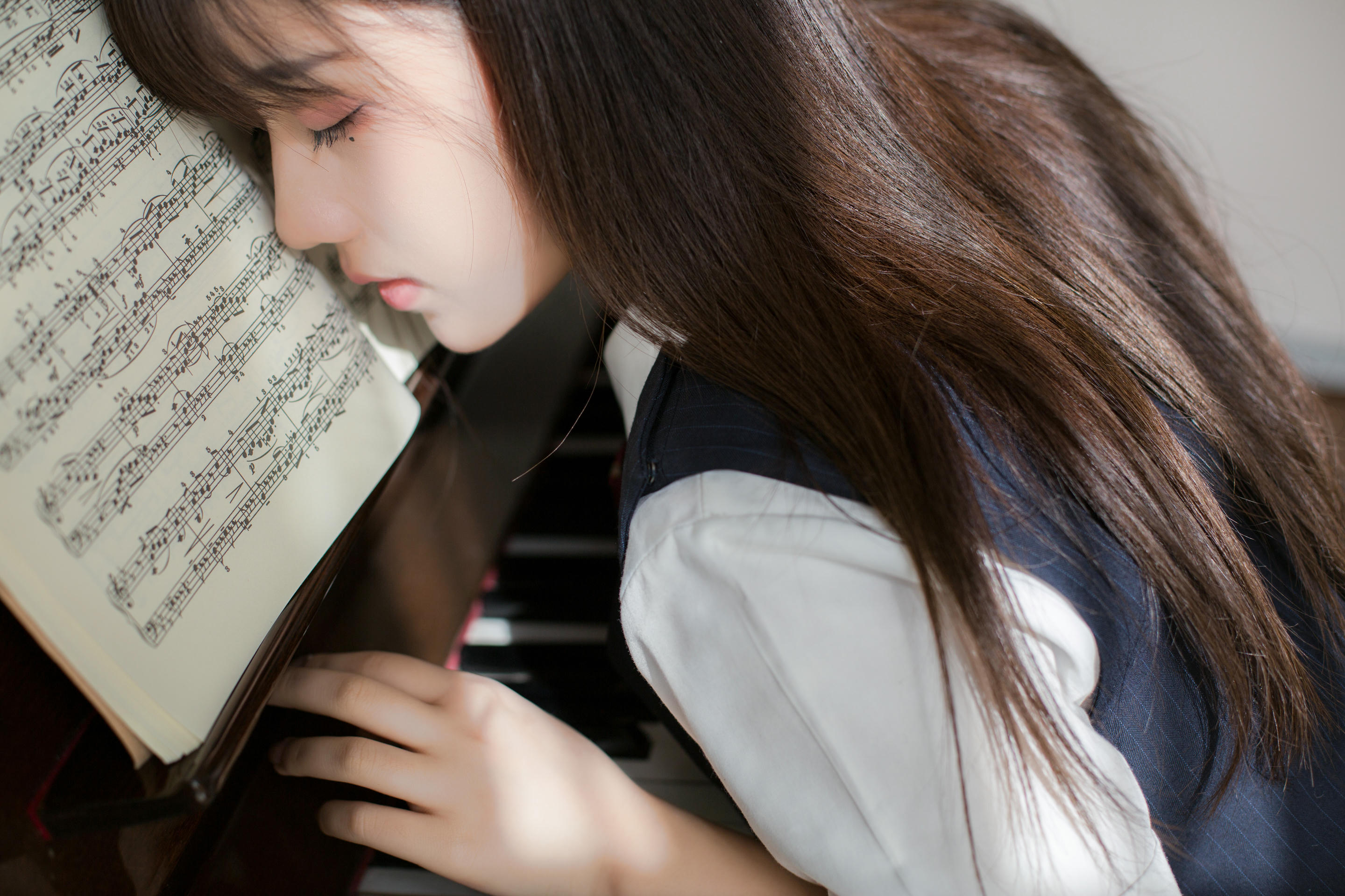 [喵糖映画] VOL.004 镜酱 JK制服[40P／578MB]_第2集