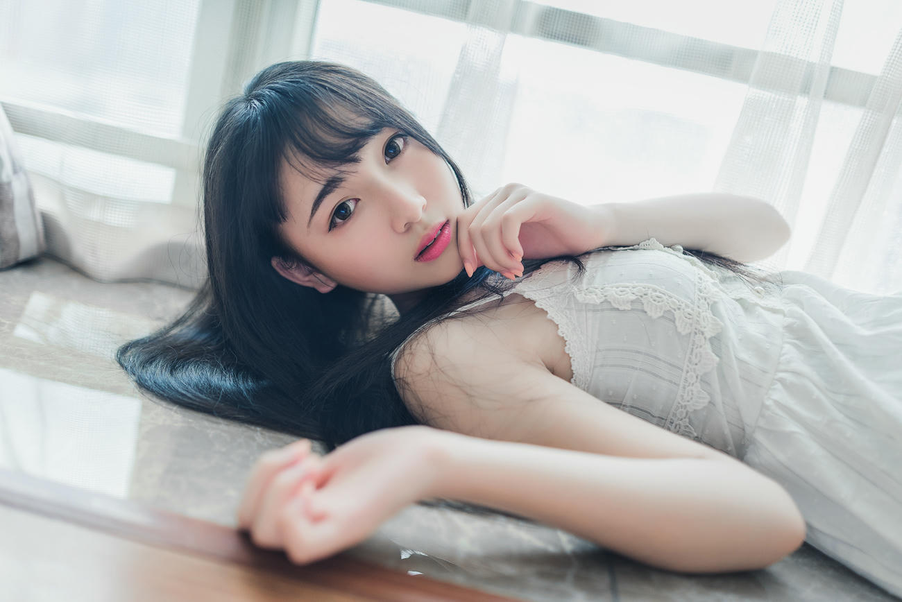 [喵糖映画] VOL.006 慵懒的起床[37P／66MB]_第1集