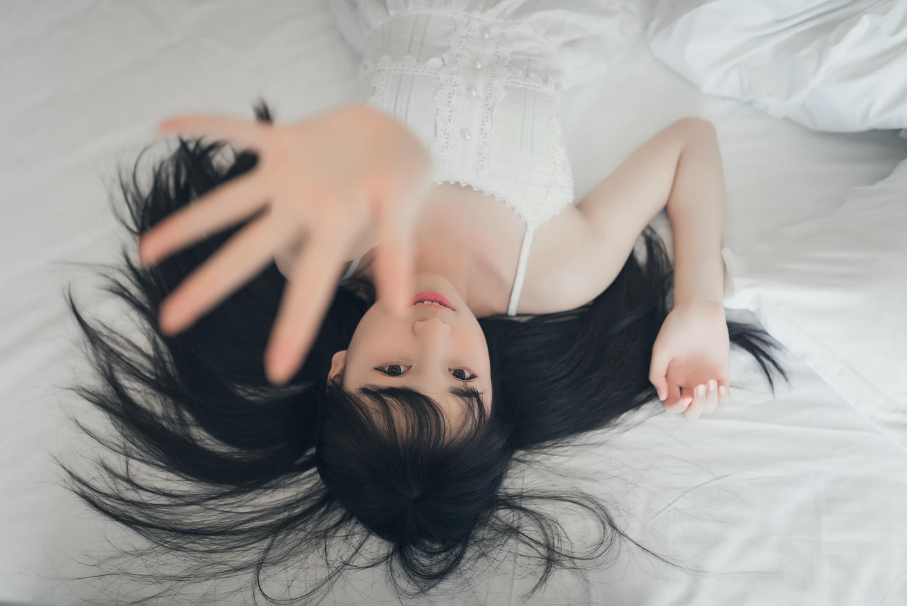 [喵糖映画] VOL.006 慵懒的起床[37P／66MB]_第2集