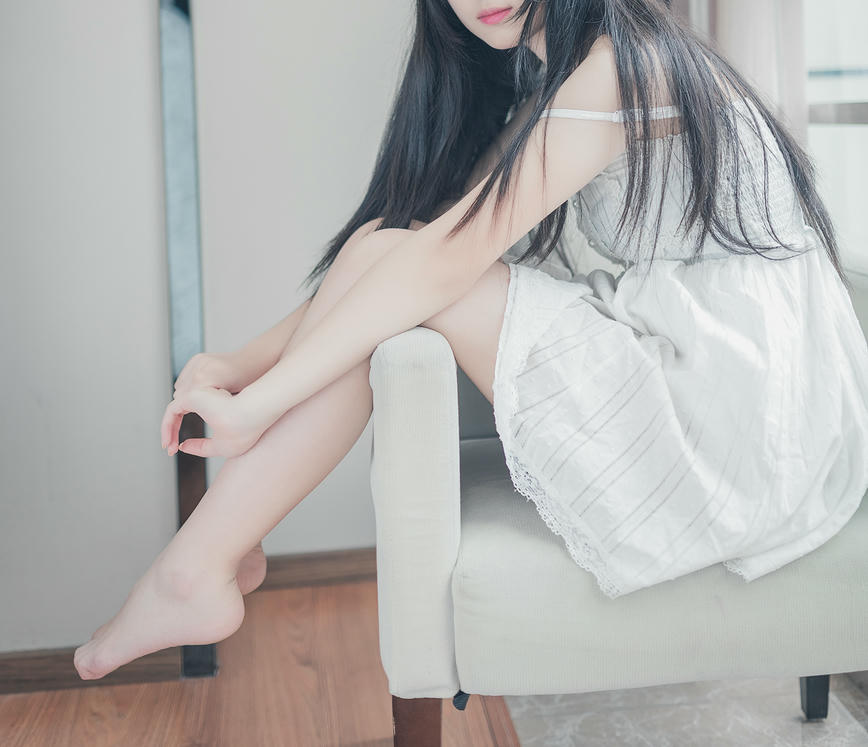 [喵糖映画] VOL.006 慵懒的起床[37P／66MB]_第2集