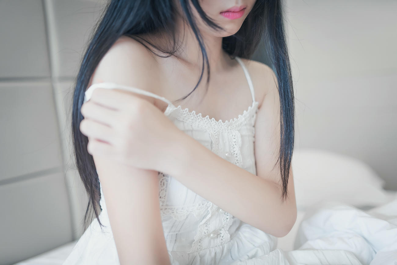 [喵糖映画] VOL.006 慵懒的起床[37P／66MB]_第2集