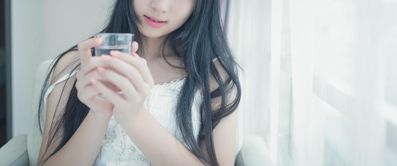 [喵糖映画] VOL.006 慵懒的起床[37P／66MB]_第2集