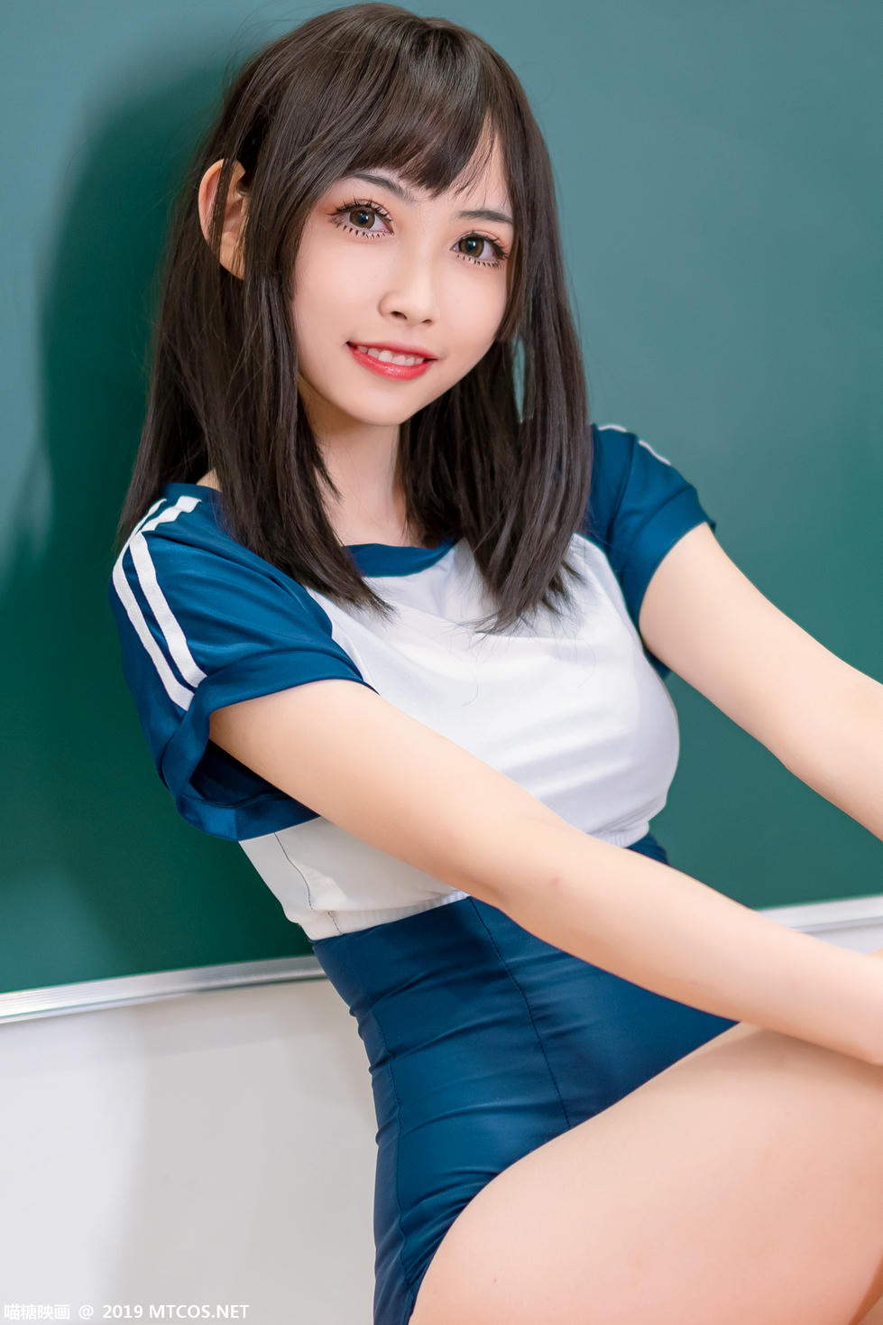 [喵糖映画] VOL.016 俏学姐[40P／549MB]_第2集