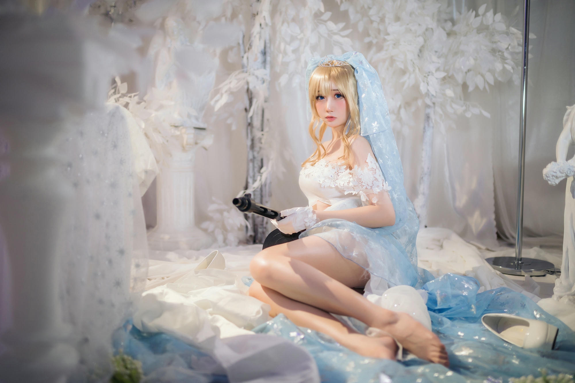 焖焖碳 NO.036 少女前线 索米 婚纱[42P 148.8M]_第2集