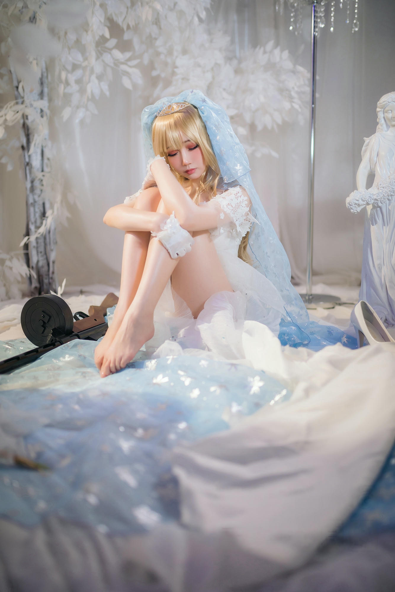 焖焖碳 NO.036 少女前线 索米 婚纱[42P 148.8M]_第2集