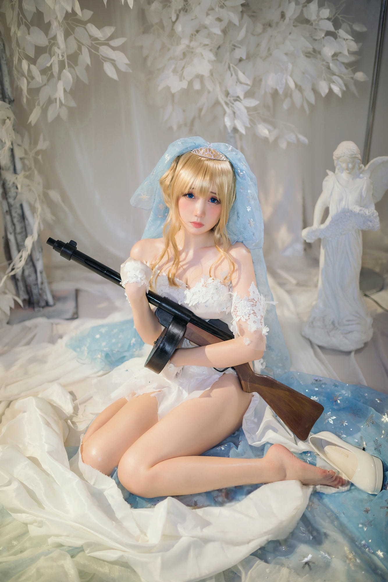 焖焖碳 NO.036 少女前线 索米 婚纱[42P 148.8M]_第3集