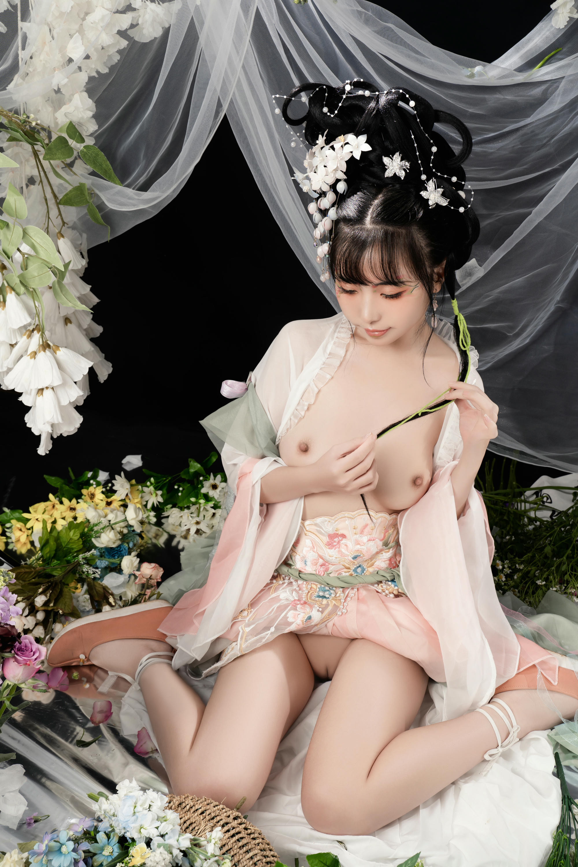 爆机少女喵小吉 NO.084 花间集 [85P2V 2.61GB]-Pic_第4集