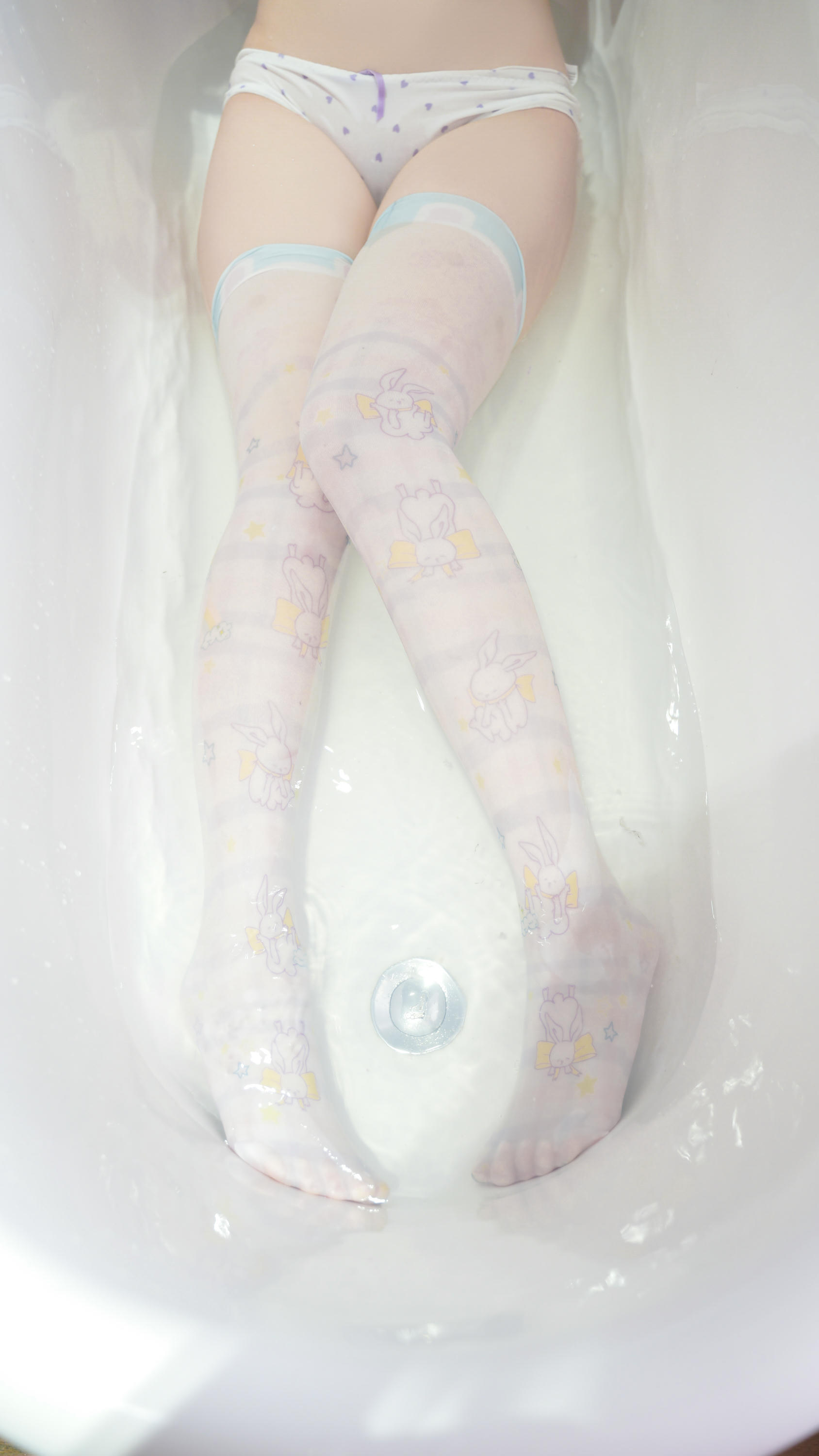 爆机少女喵小吉 NO.029 小吉的雪糕时间 [65P 389MB]_第1集