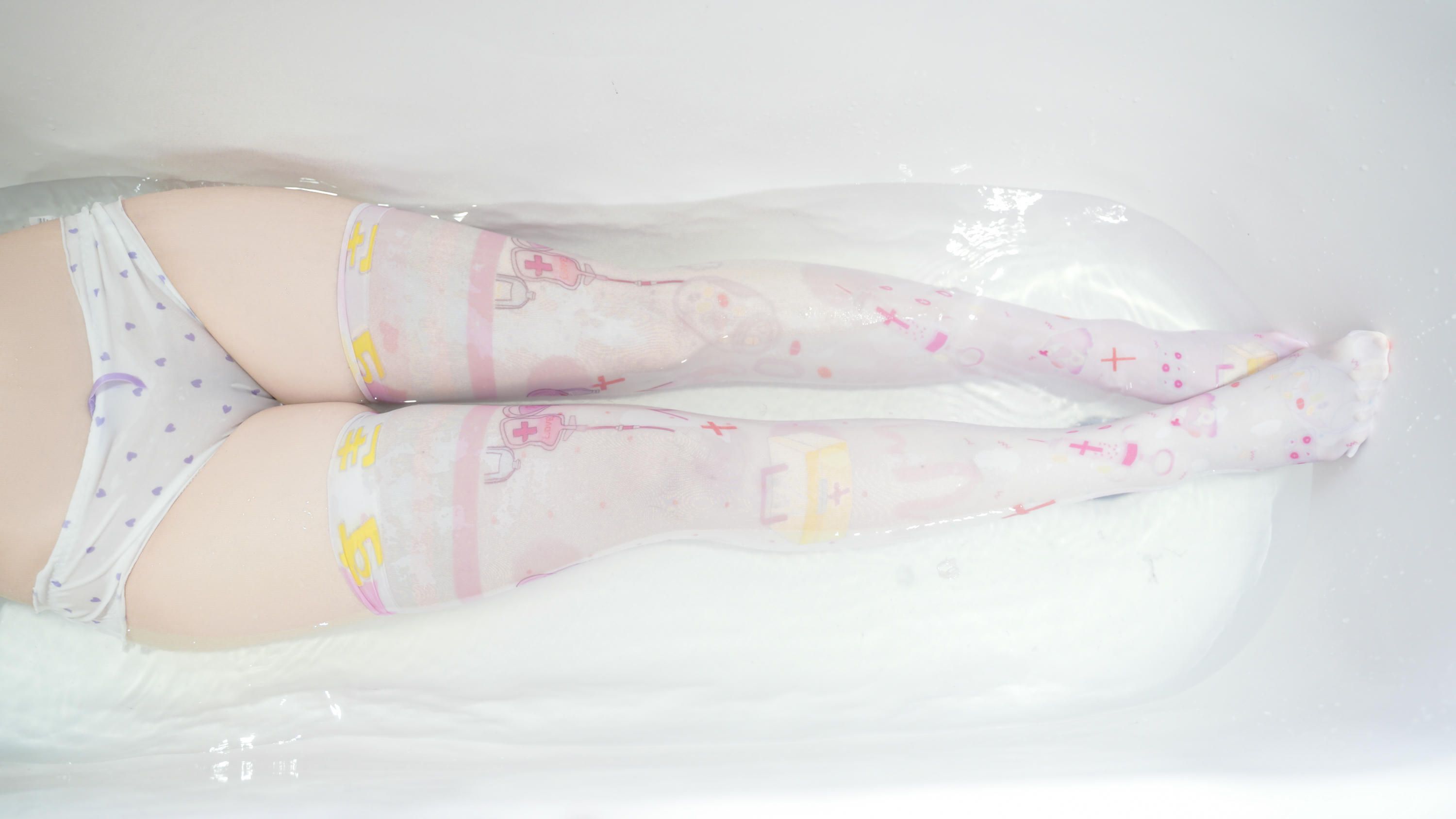 爆机少女喵小吉 NO.029 小吉的雪糕时间 [65P 389MB]_第1集