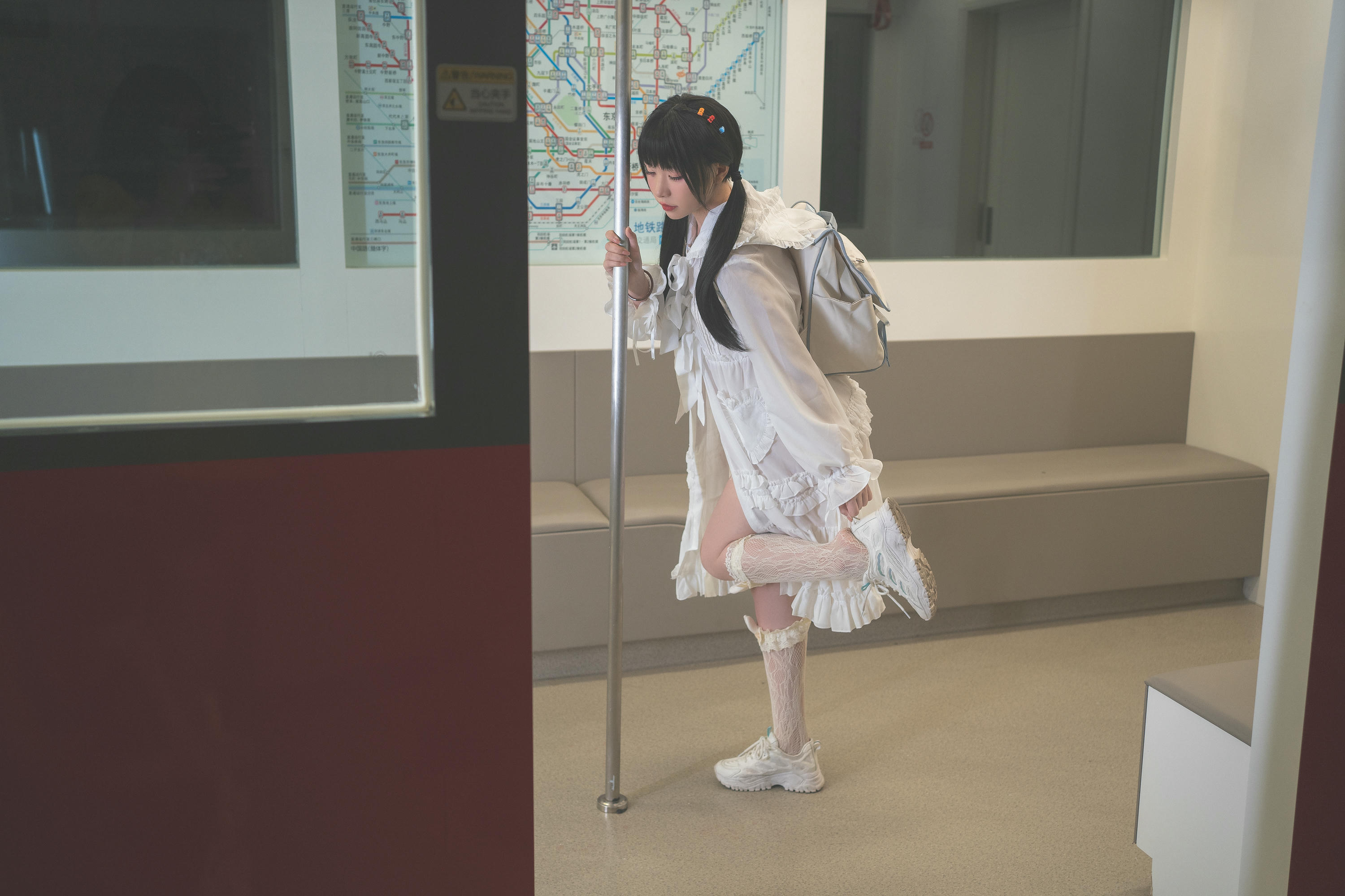 爆机少女喵小吉 NO.038 末班地铁 [93P5V 5.17GB]-Pic_第1集