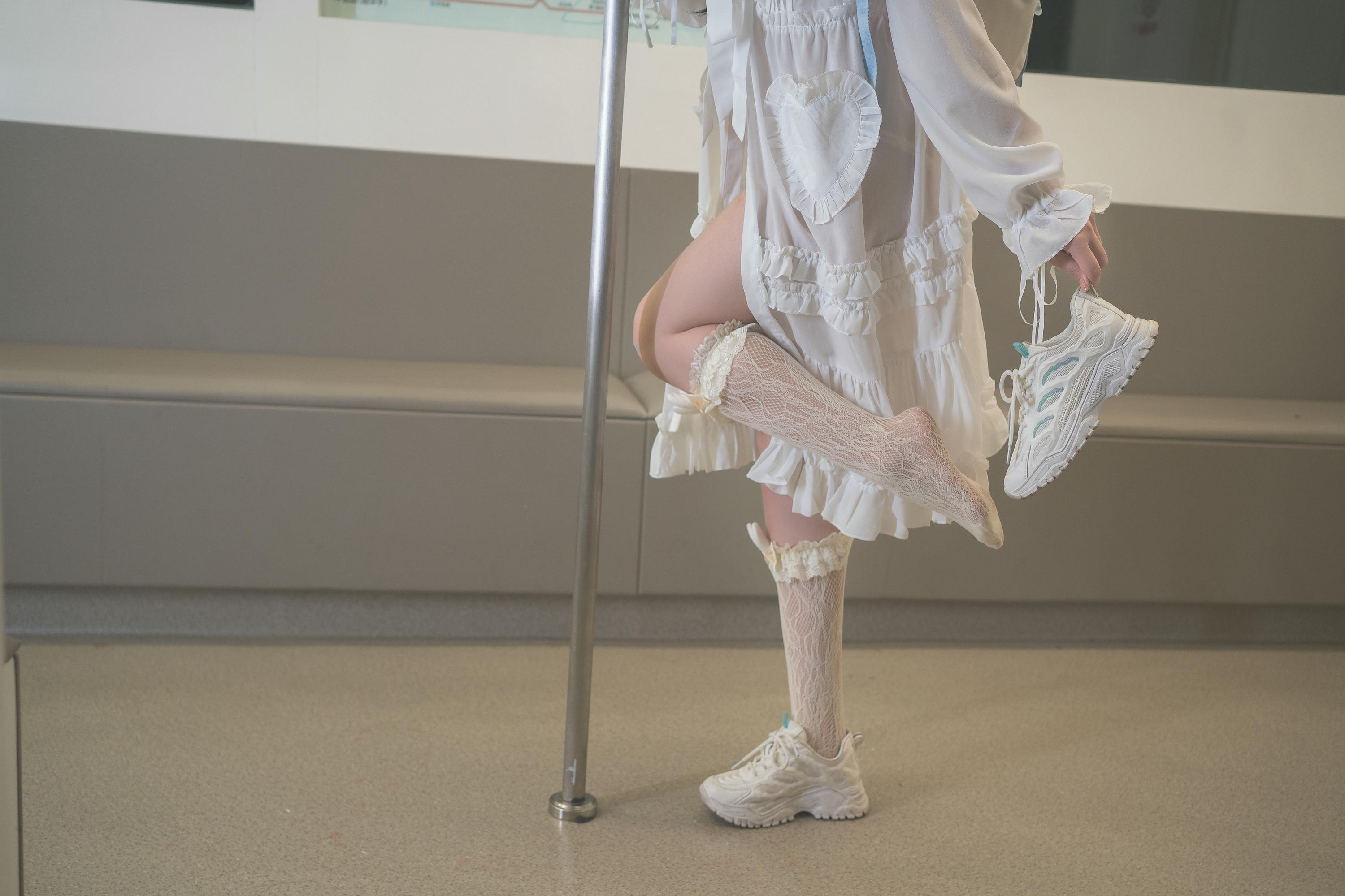 爆机少女喵小吉 NO.038 末班地铁 [93P5V 5.17GB]-Pic_第1集