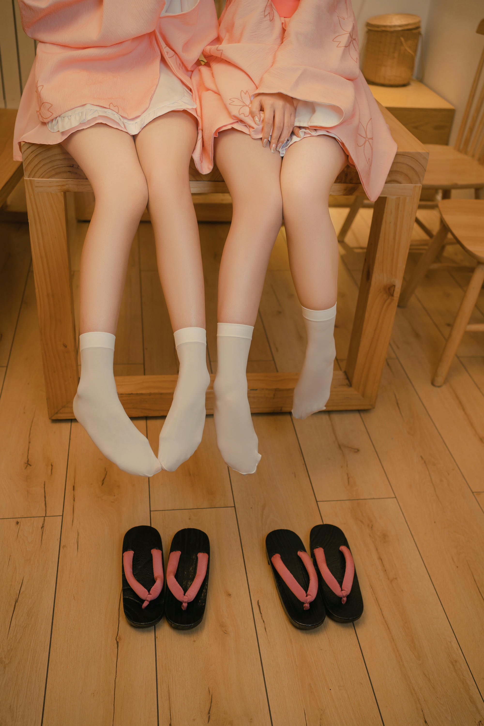 爆机少女喵小吉 NO.047 &金鱼 从零开始的女体盛宴 [100P1V 2.56GB]-Pic_第1集