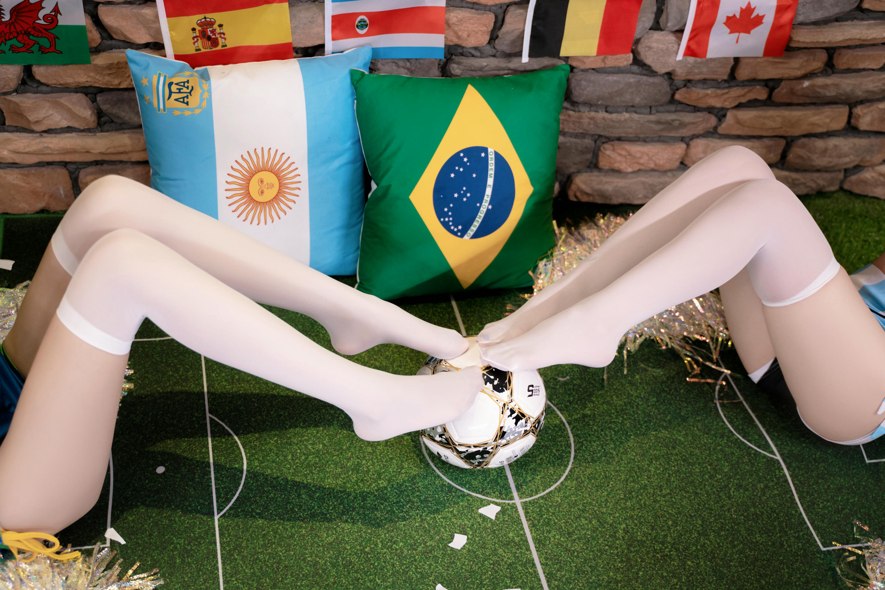 爆机少女喵小吉 NO.064 足球宝贝 [86P2V-2.58G]-Pic_第1集