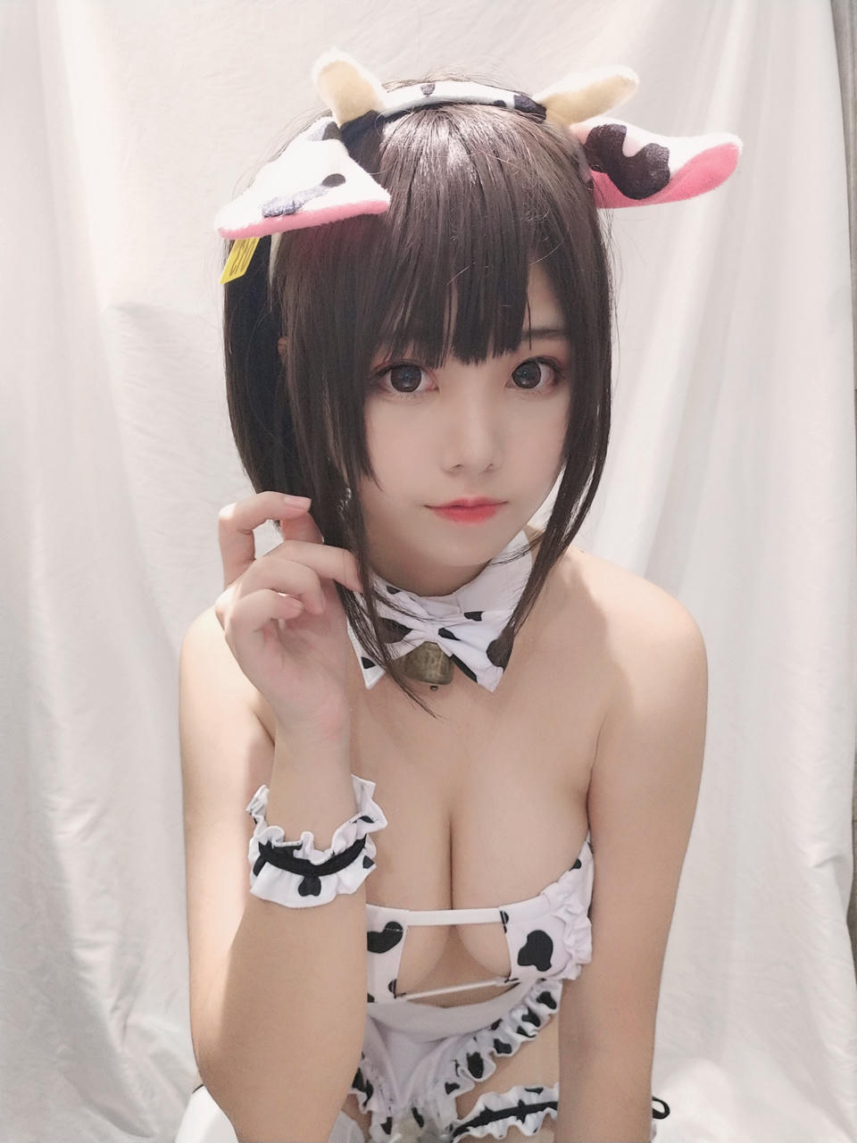 蜜汁猫裘 NO.025 小奶牛自拍版女仆 [20P-40MB]_第1集