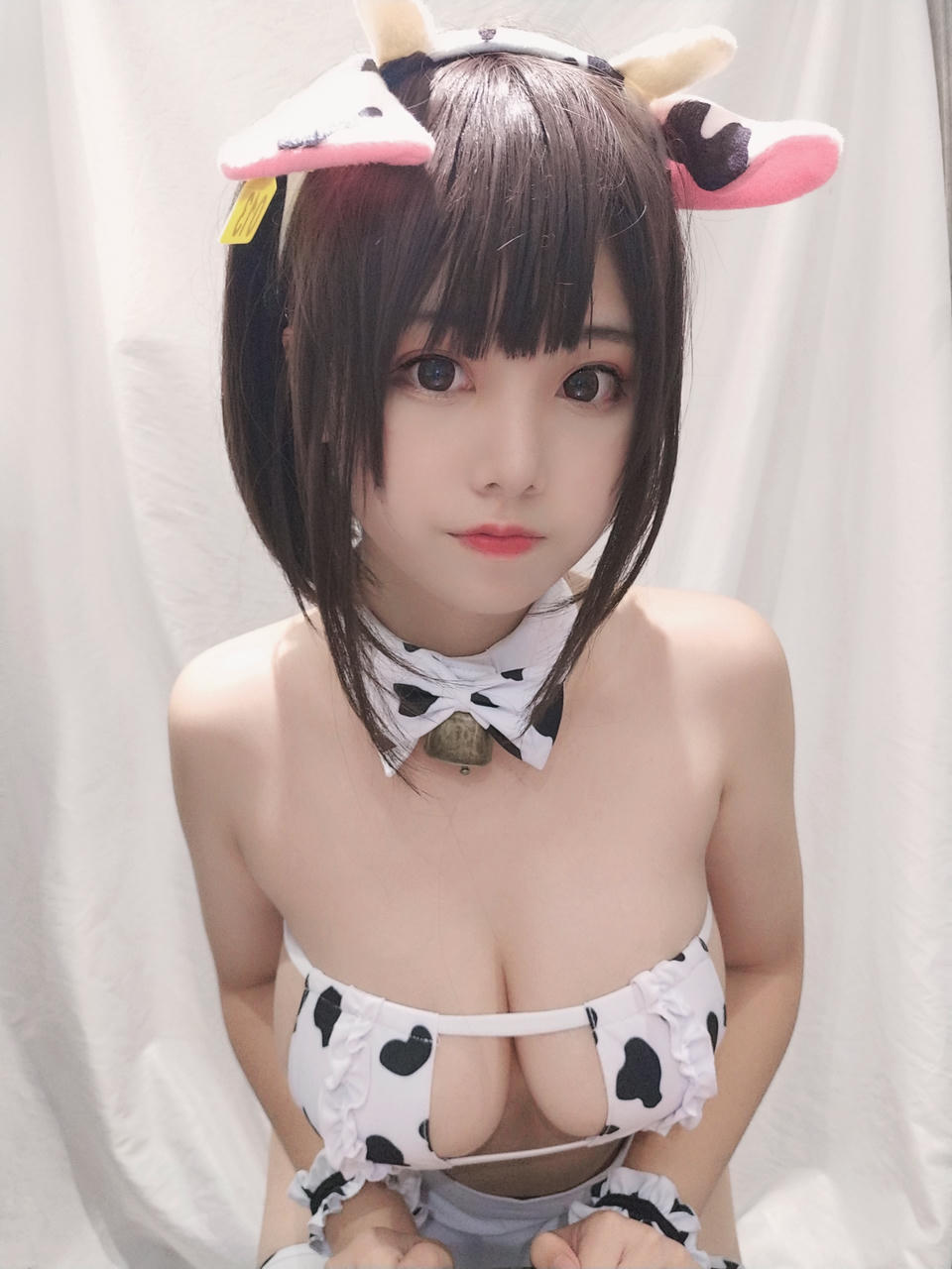 蜜汁猫裘 NO.025 小奶牛自拍版女仆 [20P-40MB]_第1集